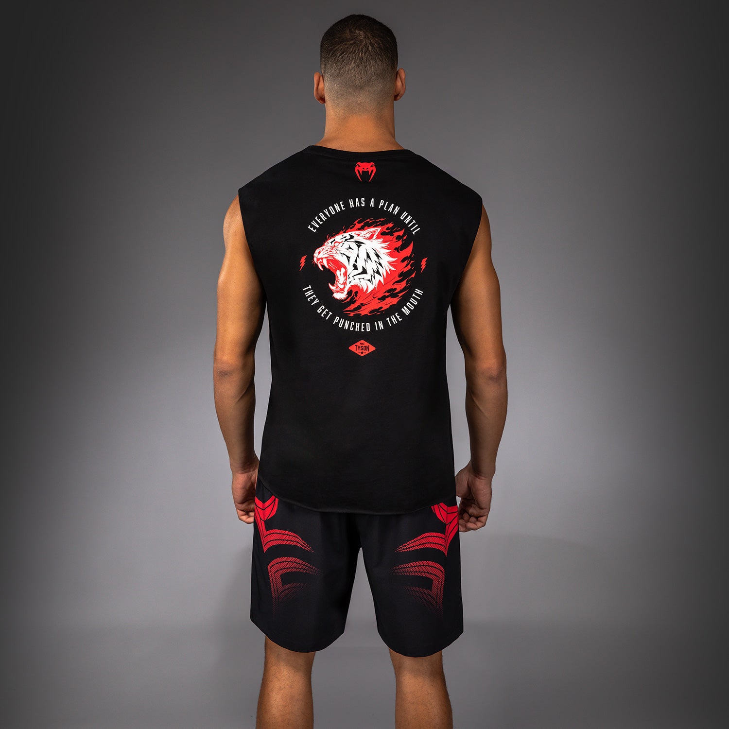 venum-x-mike-tyson-tiger-rmelloses-t-shirt-herren-tiefschwarz image 3