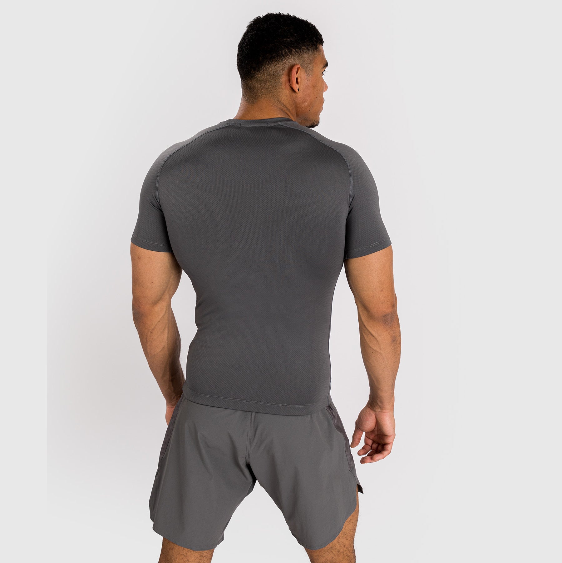 venum-contender-herren-kurzarm-rashguard-grau image 4