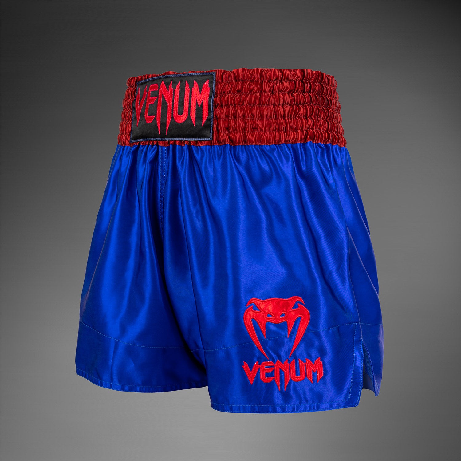venum-classic-muay-thai-shorts-marineblau-rot image 2