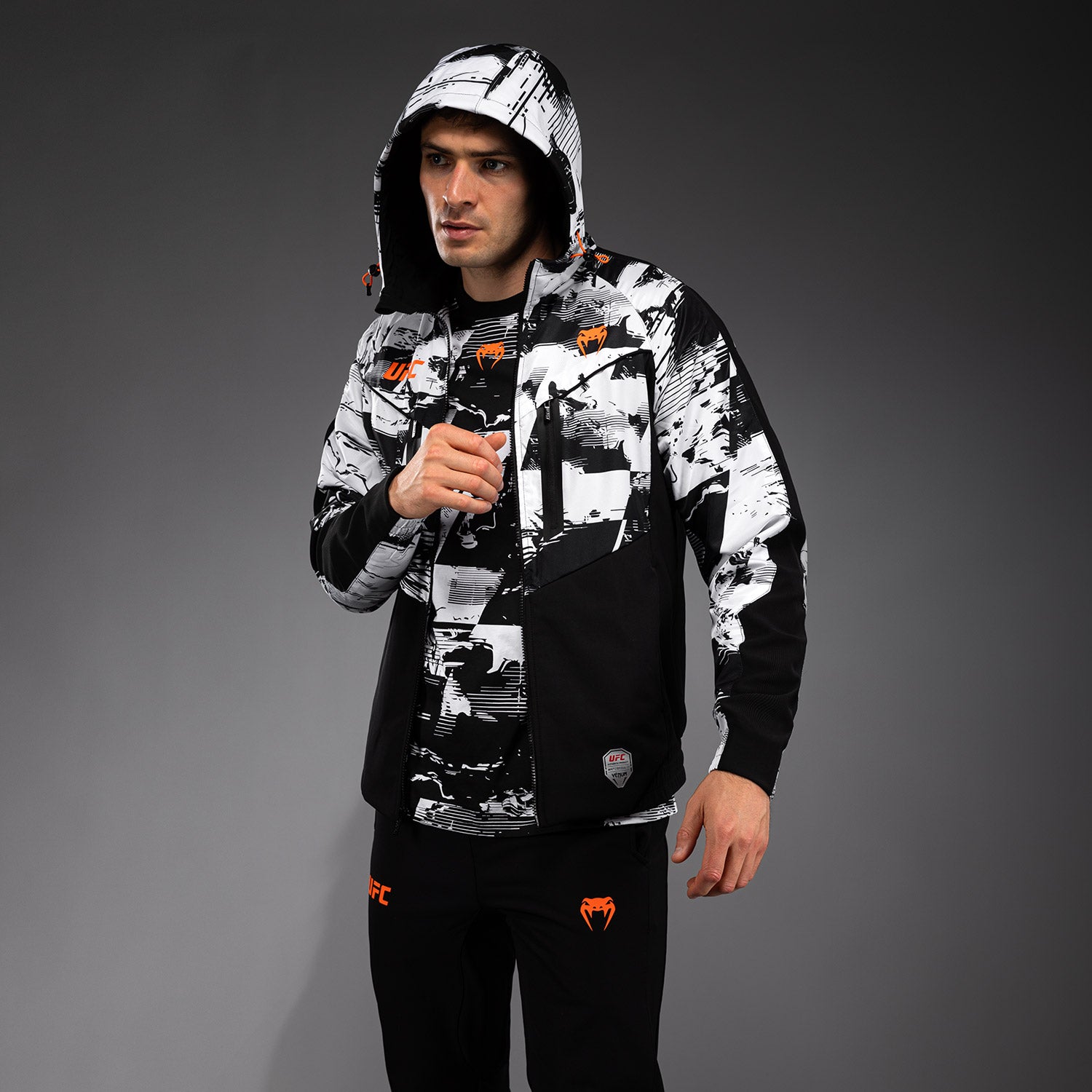 ufc-zenith-by-venum-authentic-fight-week-zip-hoodie-herren-wei image 2