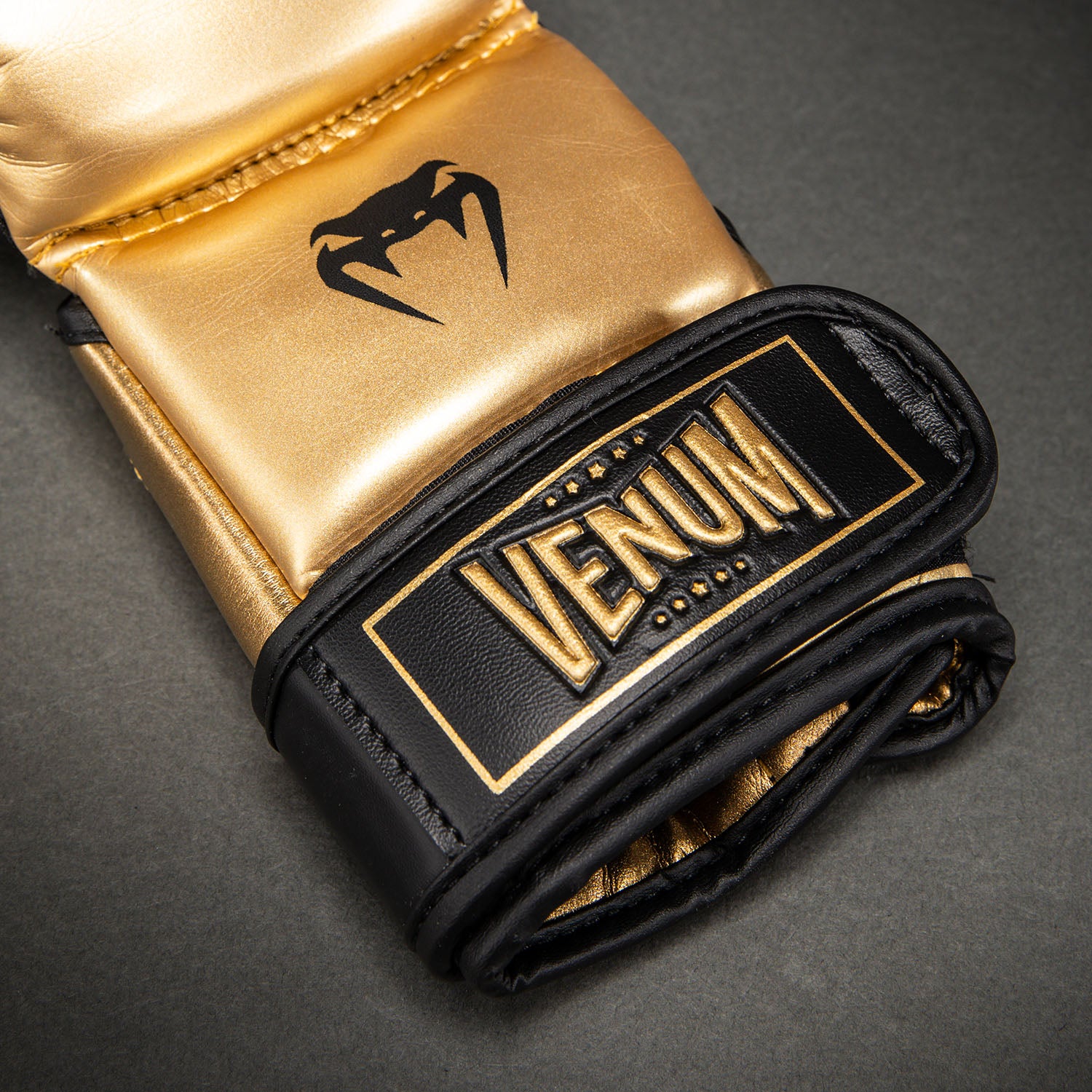 venum-attack-2-0-sparringhandschuhe-gold-schwarz image 6