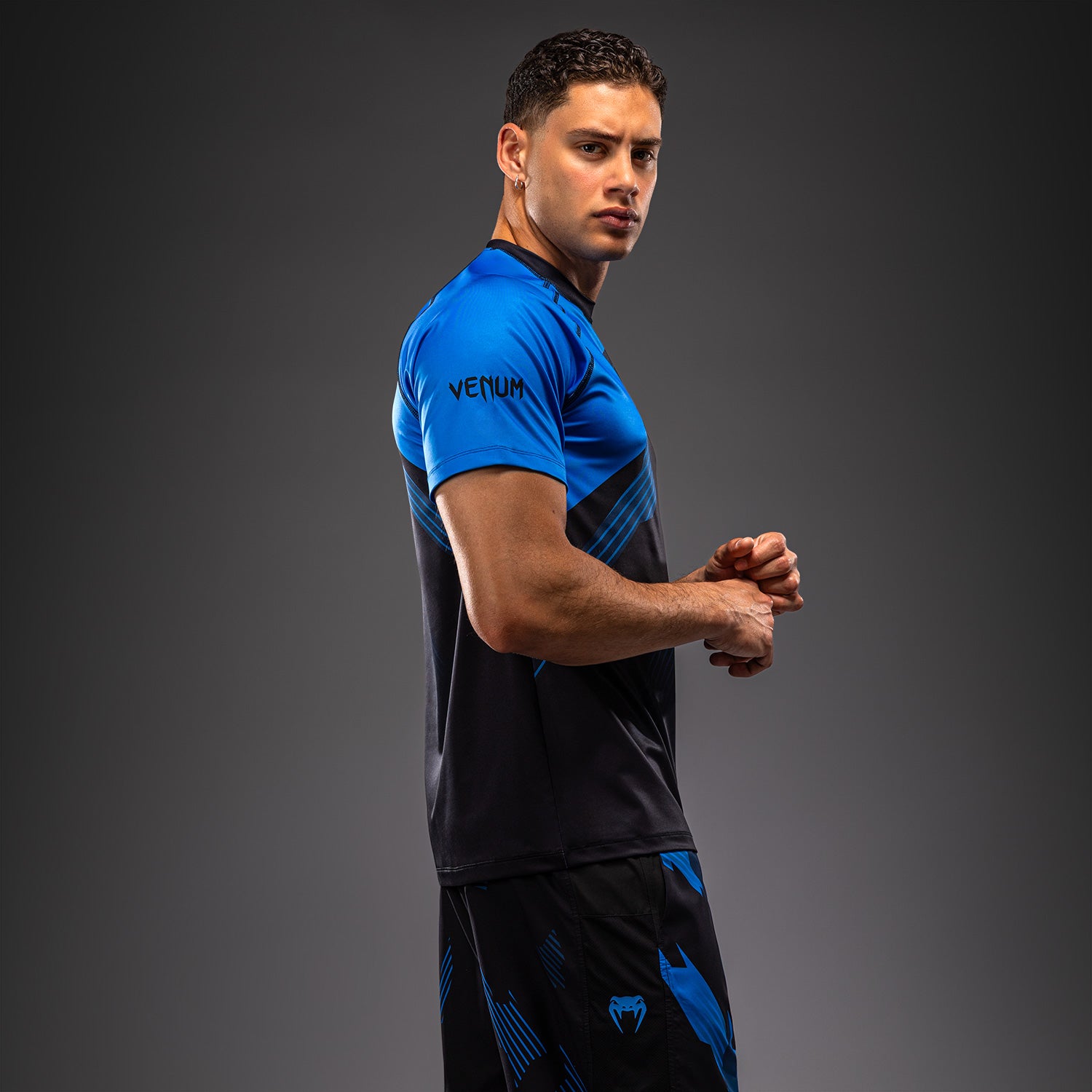venum-no-gi-6-0-dry-tech-t-shirt-herren-schwarz-blau image 1