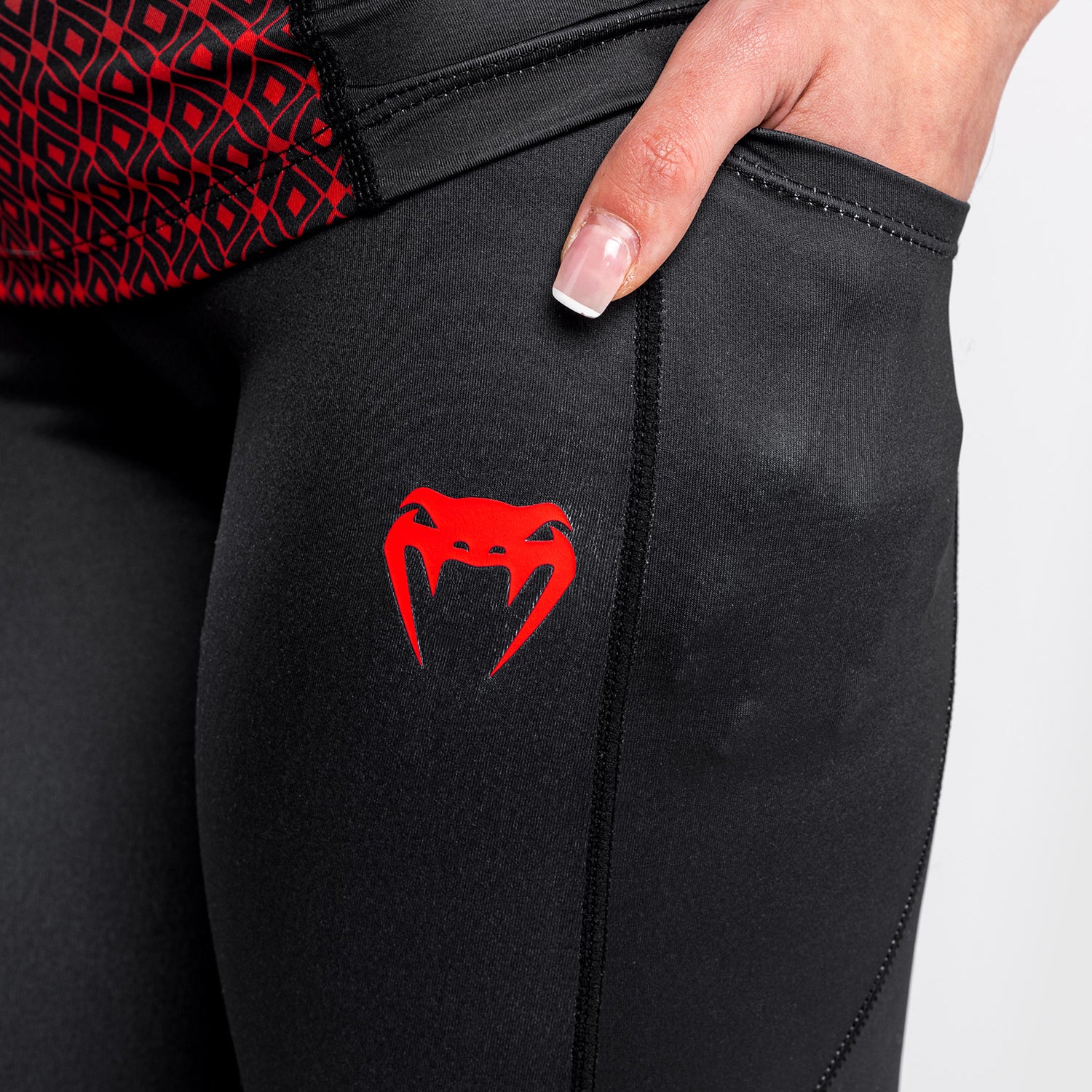 venum-ufc-performance-institute-leggings-damen-schwarz-rot image 7