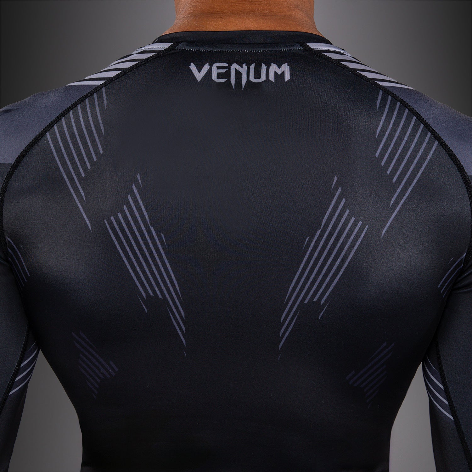 venum-no-gi-6-0-langarm-rashguard-herren-schwarz-grau image 7