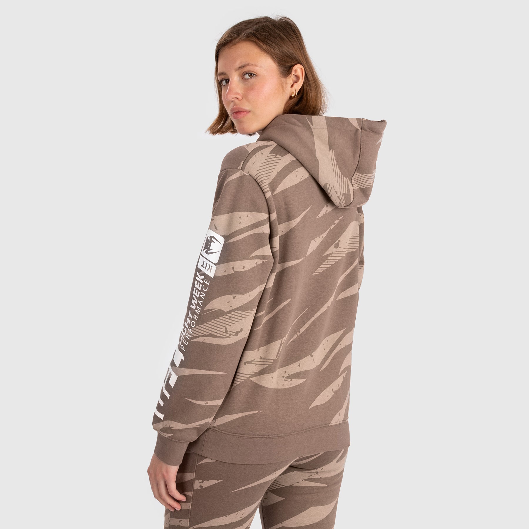 ufc-adrenaline-by-venum-fight-week-pullover-hoodie-damen-desert-camo image 8