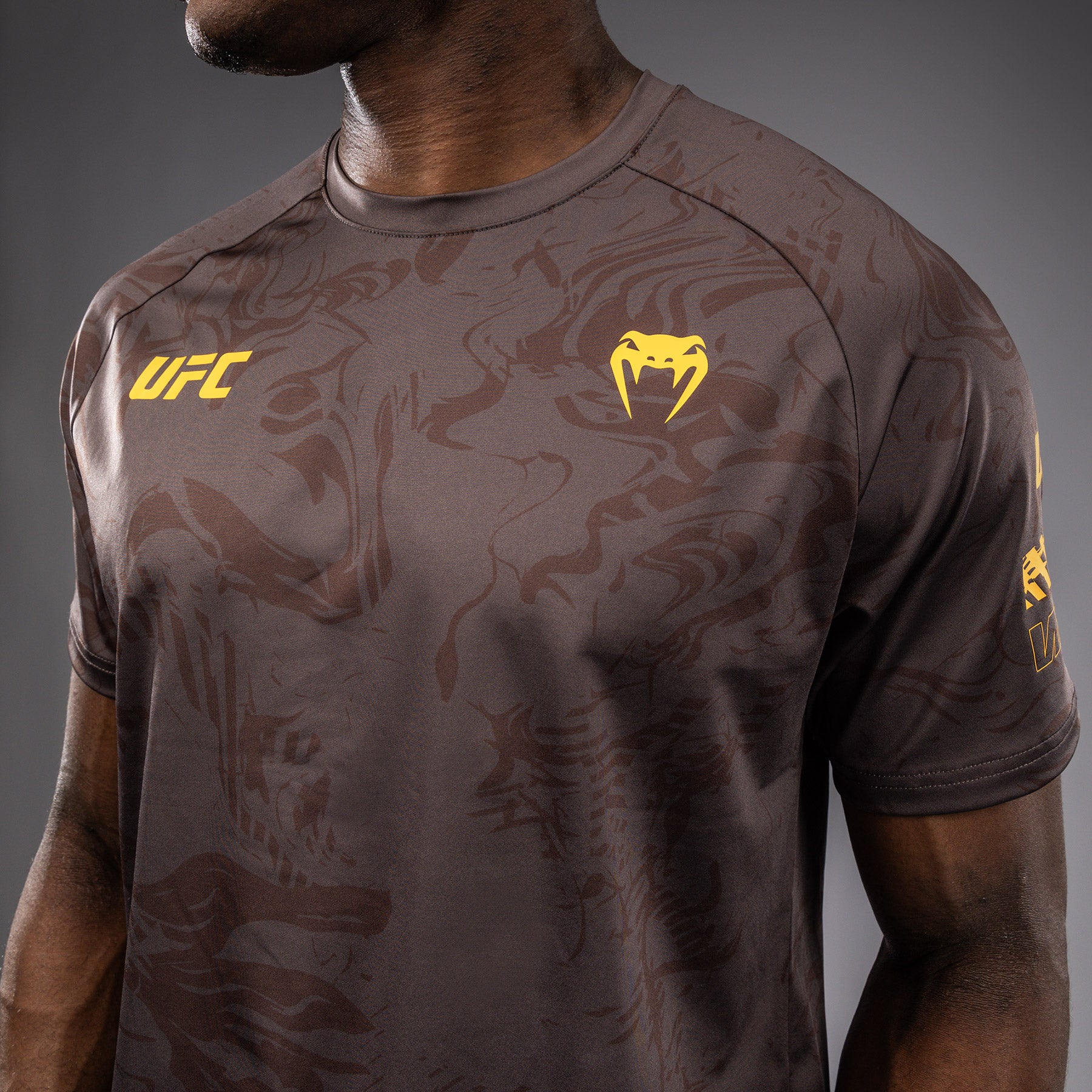 ufc-fusion-by-venum-fight-week-dry-tech-t-shirt-herren-erdiges-braun image 8