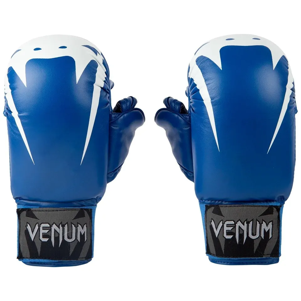 venum-giant-karate-handschuhe-mit-daumen-blau image 1