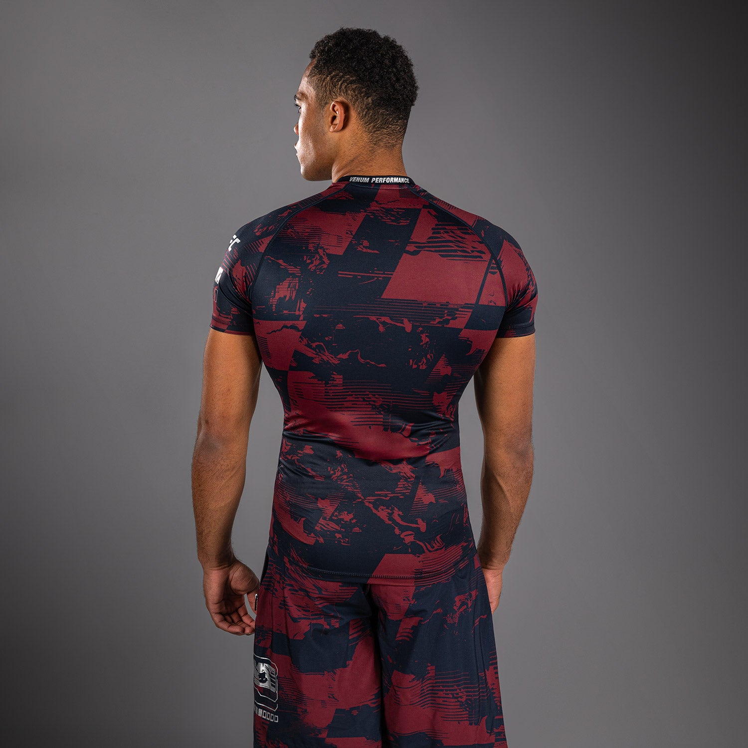 ufc-zenith-by-venum-authentic-fight-week-rashguard-kurzarm-herren-marineblau-bur image 5