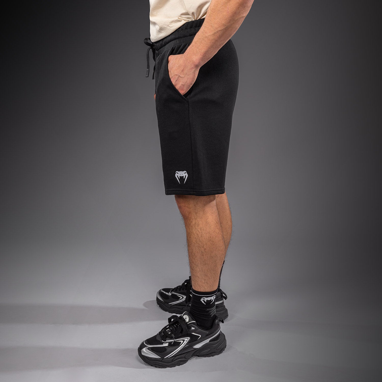 venum-classic-fleece-baumwoll-shorts-herren-schwarz image 2