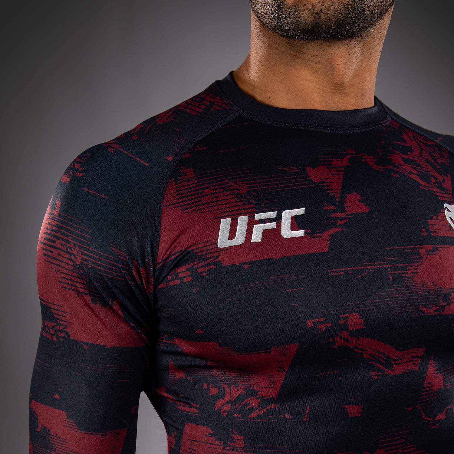 ufc-zenith-by-venum-authentic-fight-week-performance-langarm-rashguard-herren-ma image 4