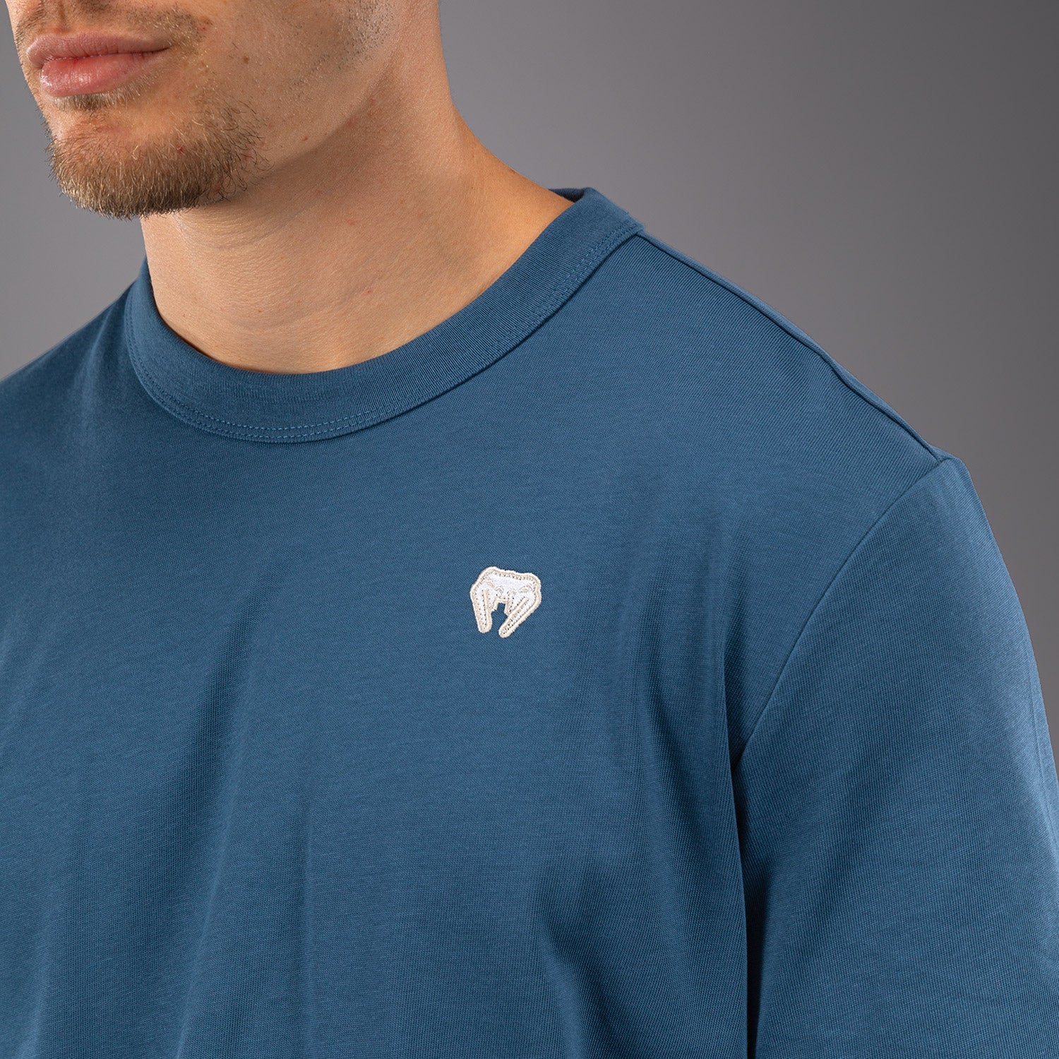venum-silent-power-t-shirt-pfau-blau image 4