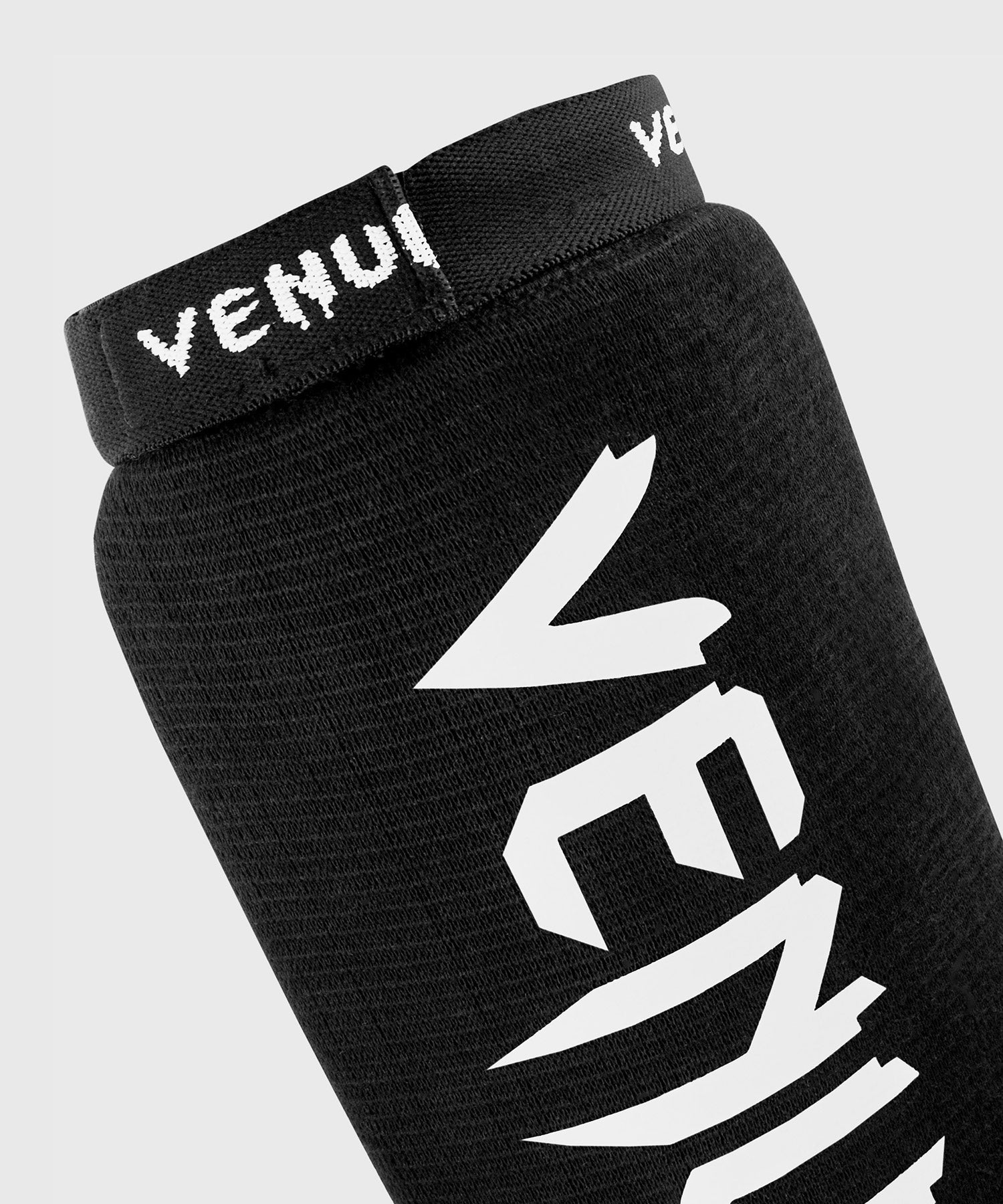 venum-kontact-schienbeinsch-tzer-schwarz-wei image 3