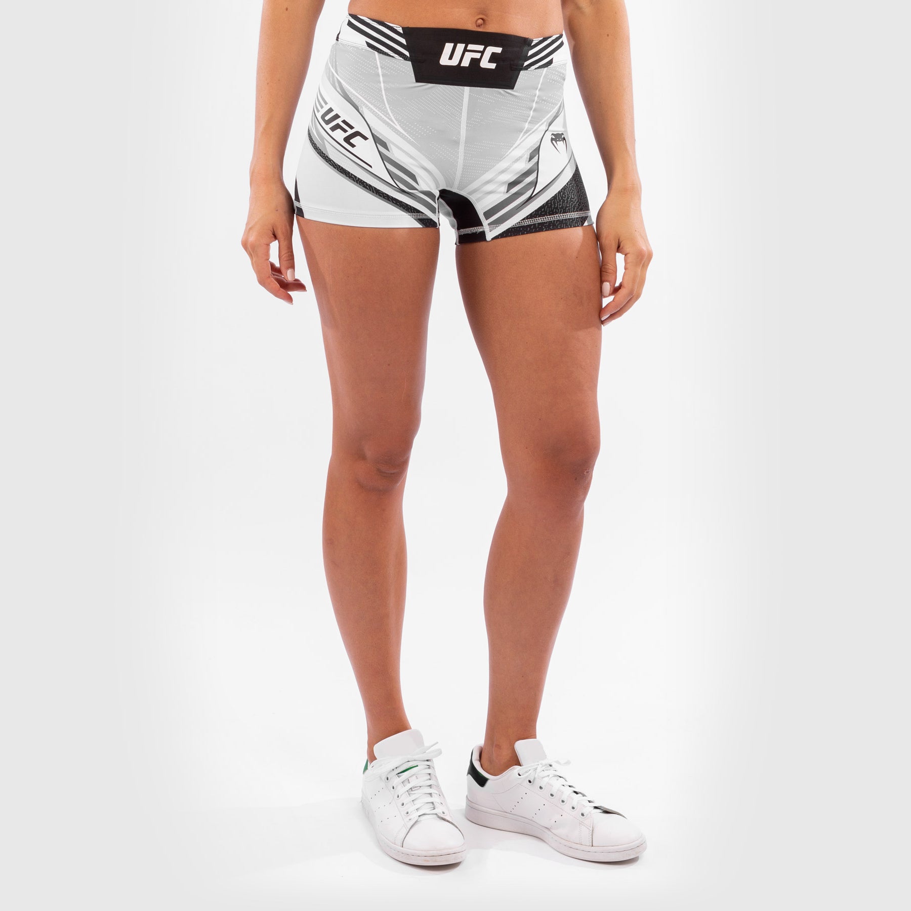 ufc-venum-authentic-fight-night-vale-tudo-shorts-damen-short-fit-wei image 3