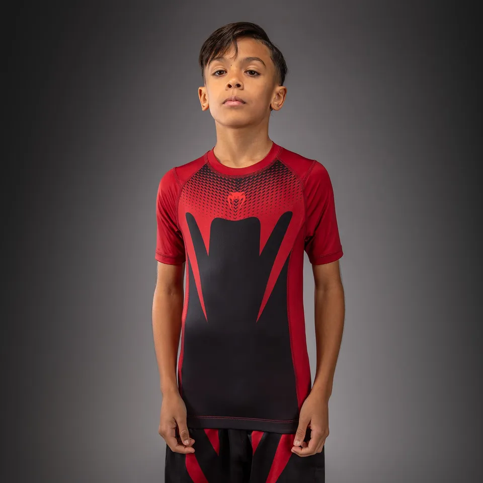 venum-attack-kurzarm-rashguard-kinder-schwarz-rot image 1