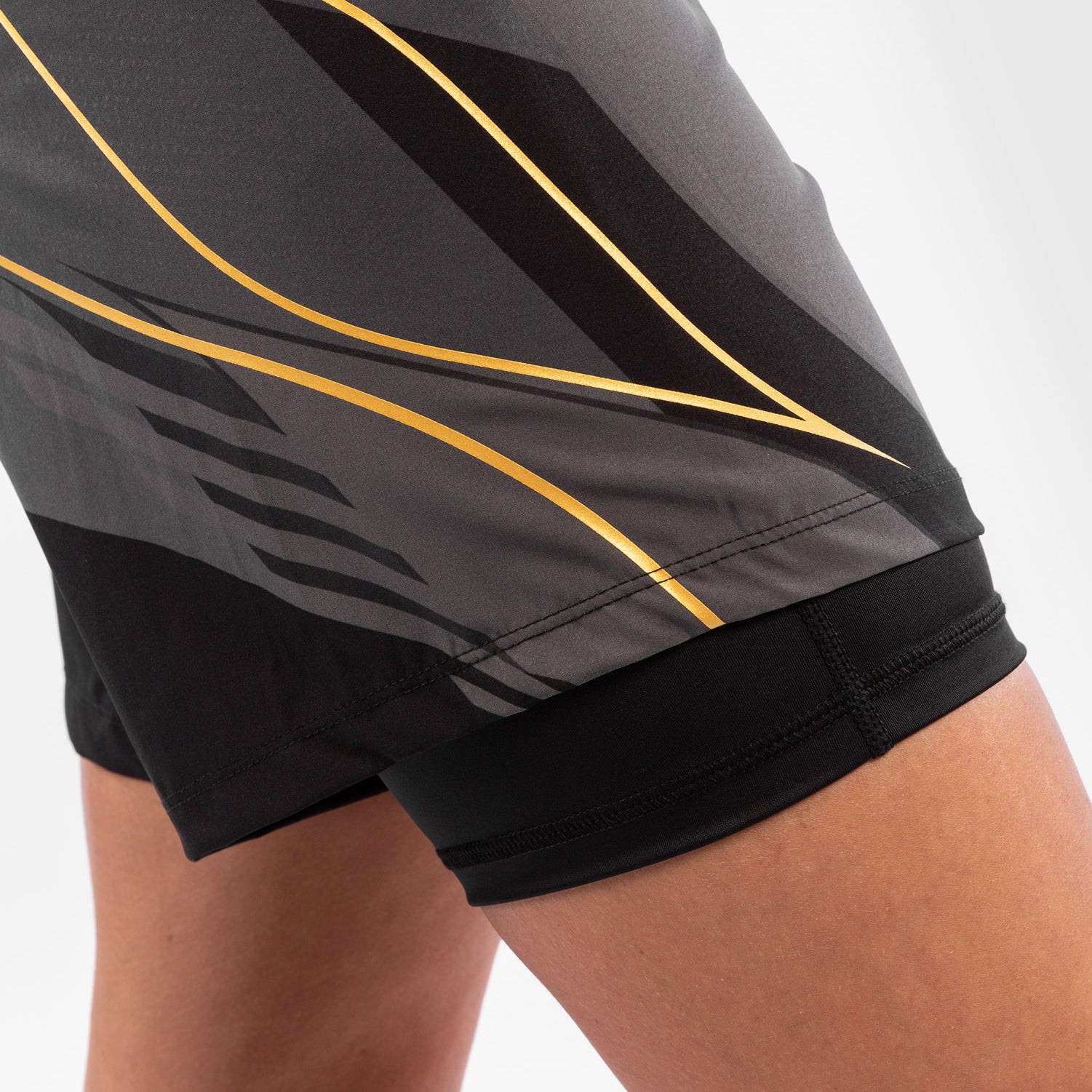 ufc-venum-authentic-fight-night-damen-shorts-long-fit-champion image 5