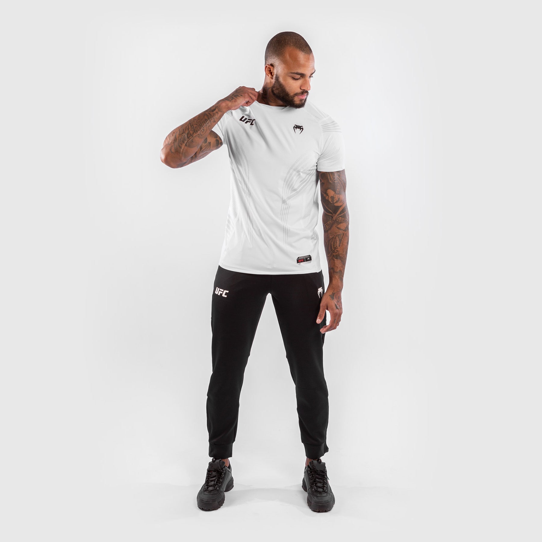 venum-ufc-authentic-fight-night-walkout-trikot-herren-wei-personalisiert image 8
