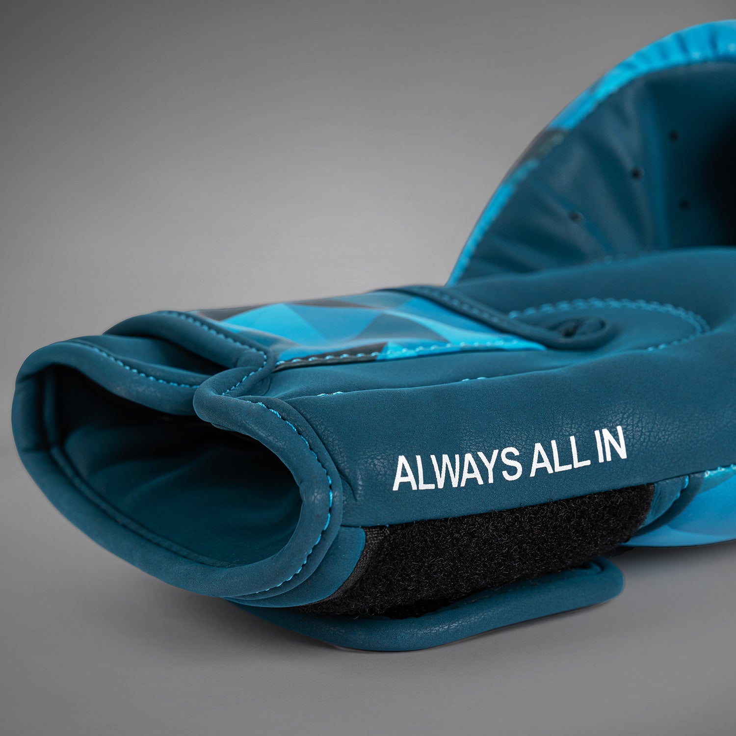 venum-x-demi-boxhandschuhe-azurblau image 6
