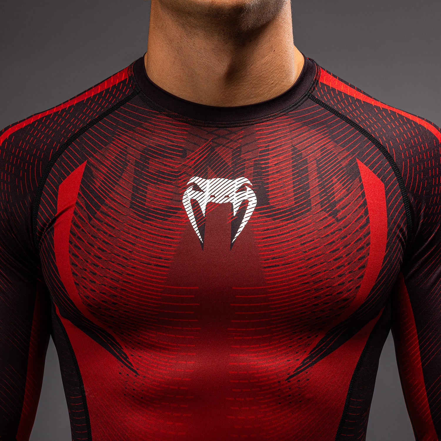 venum-galactic-3-0-langarm-rashguard-rot-silber-f-r-herren image 5