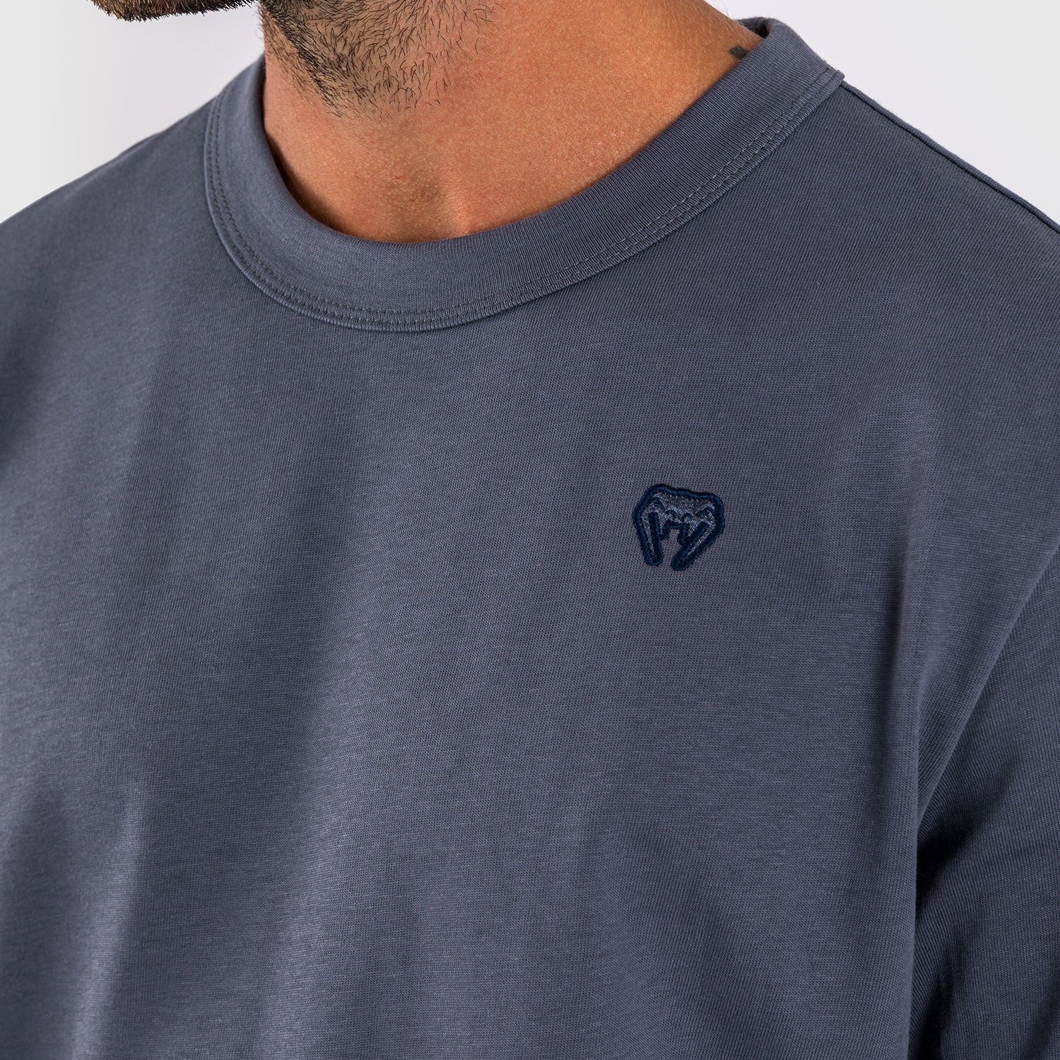 venum-silent-power-t-shirt-marineblau-herren image 5