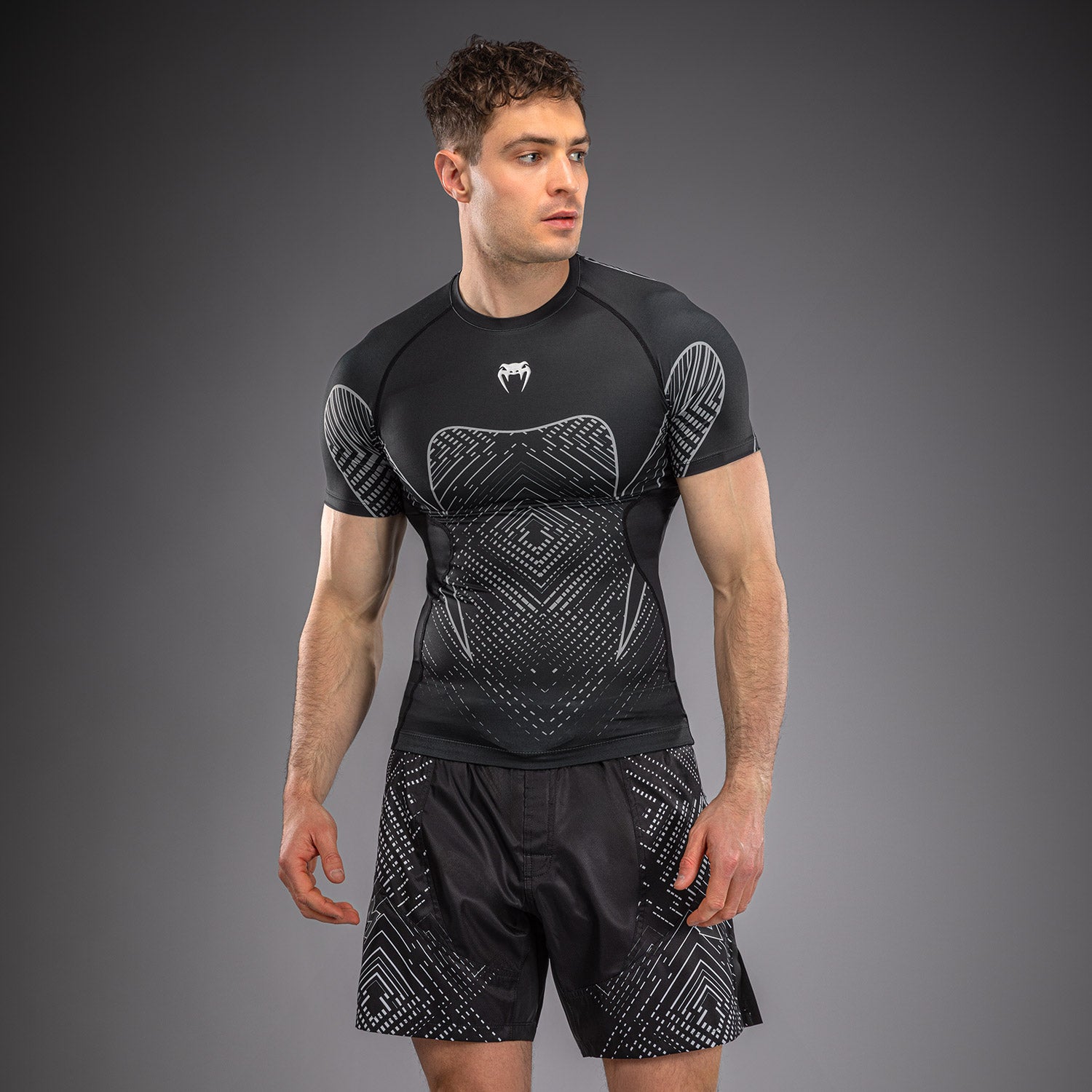 venum-midnight-fury-kurzarm-rashguard-schwarz-grau-silber image 1