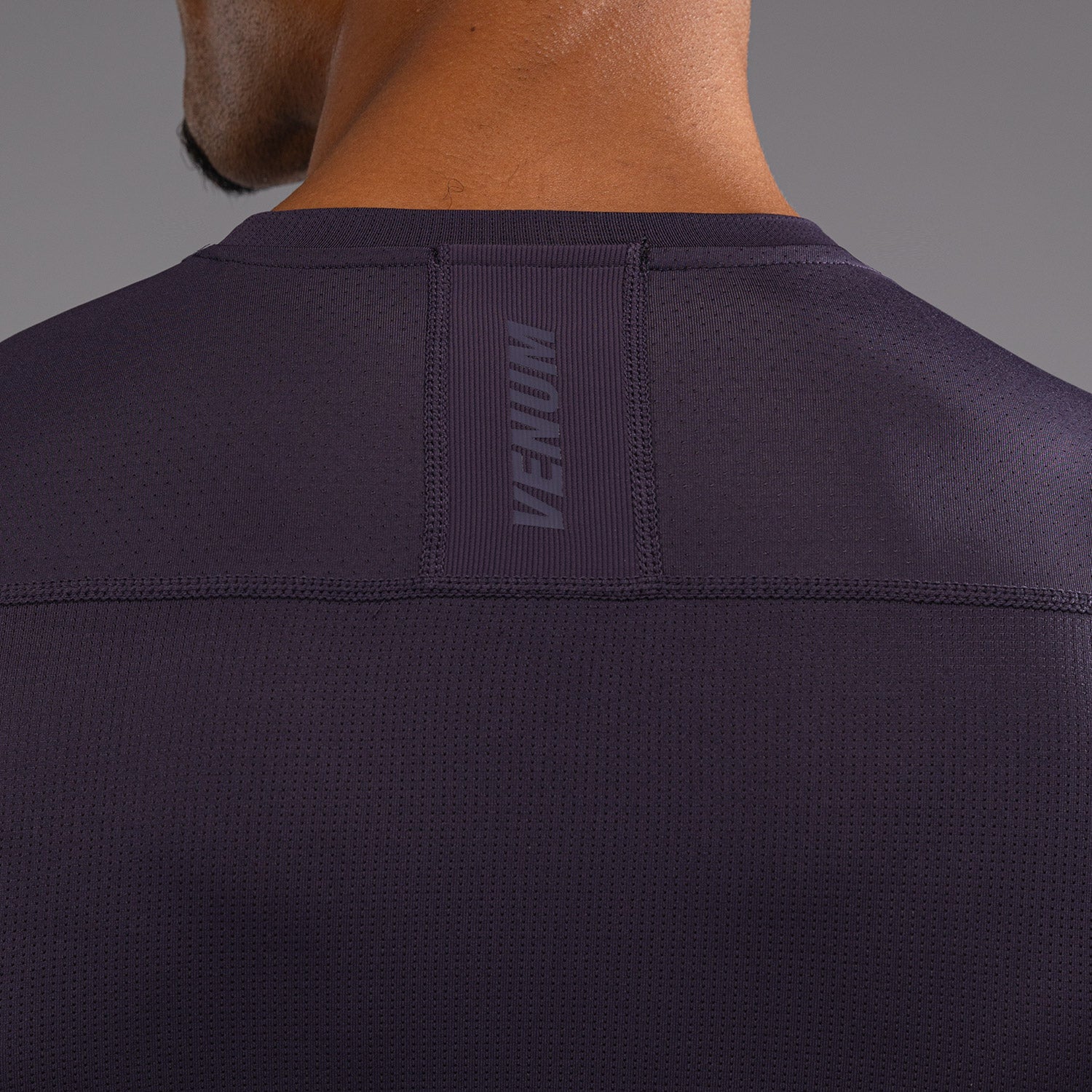 venum-g-fit-air-herren-kurzarm-rashguard-tiefpurpur image 6
