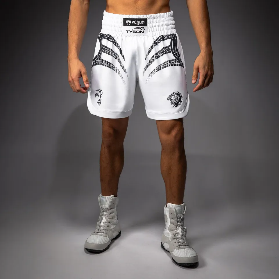 venum-x-mike-tyson-tiger-boxshorts-herren-wei-schwarz image 1
