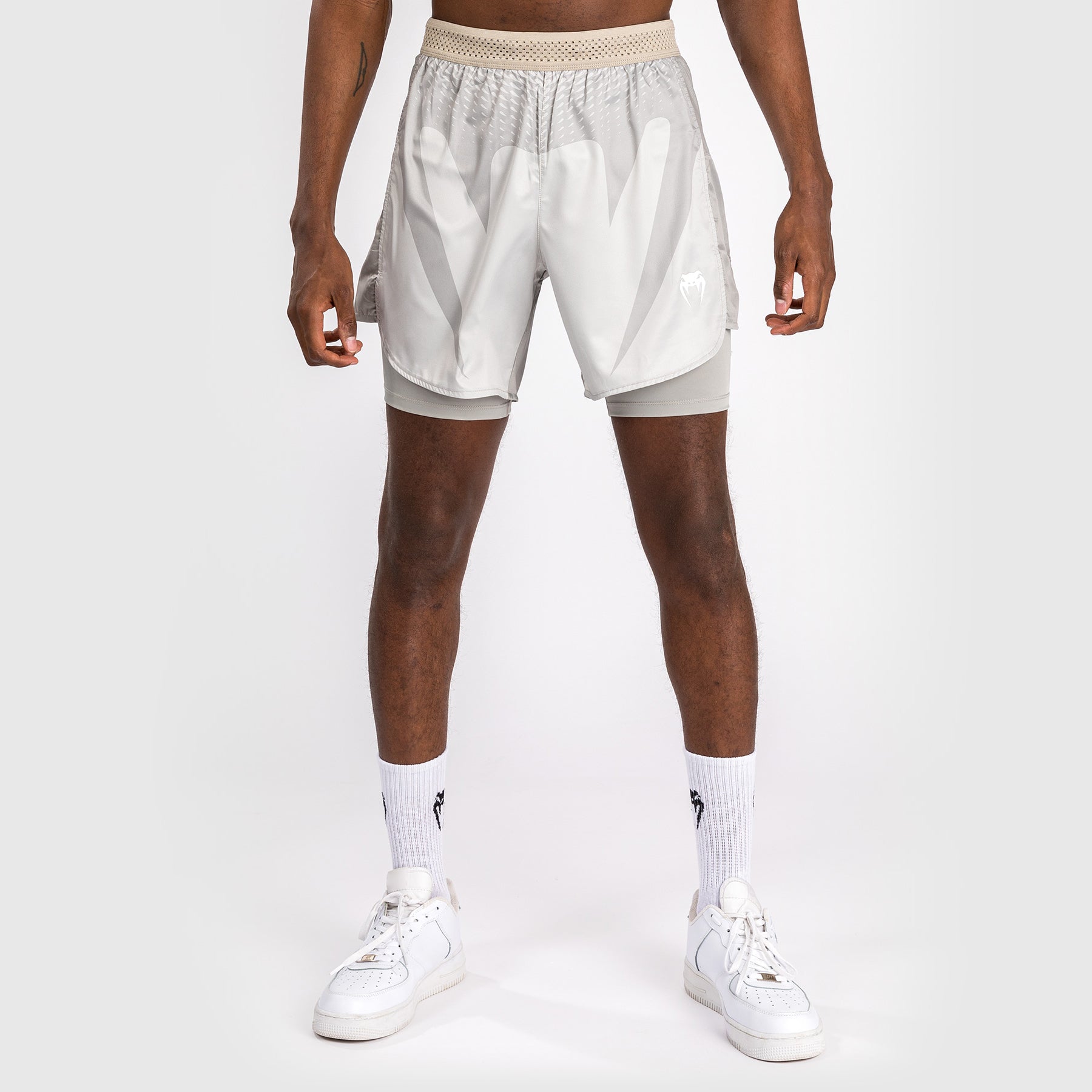 venum-attack-herren-fightshorts-sand image 1