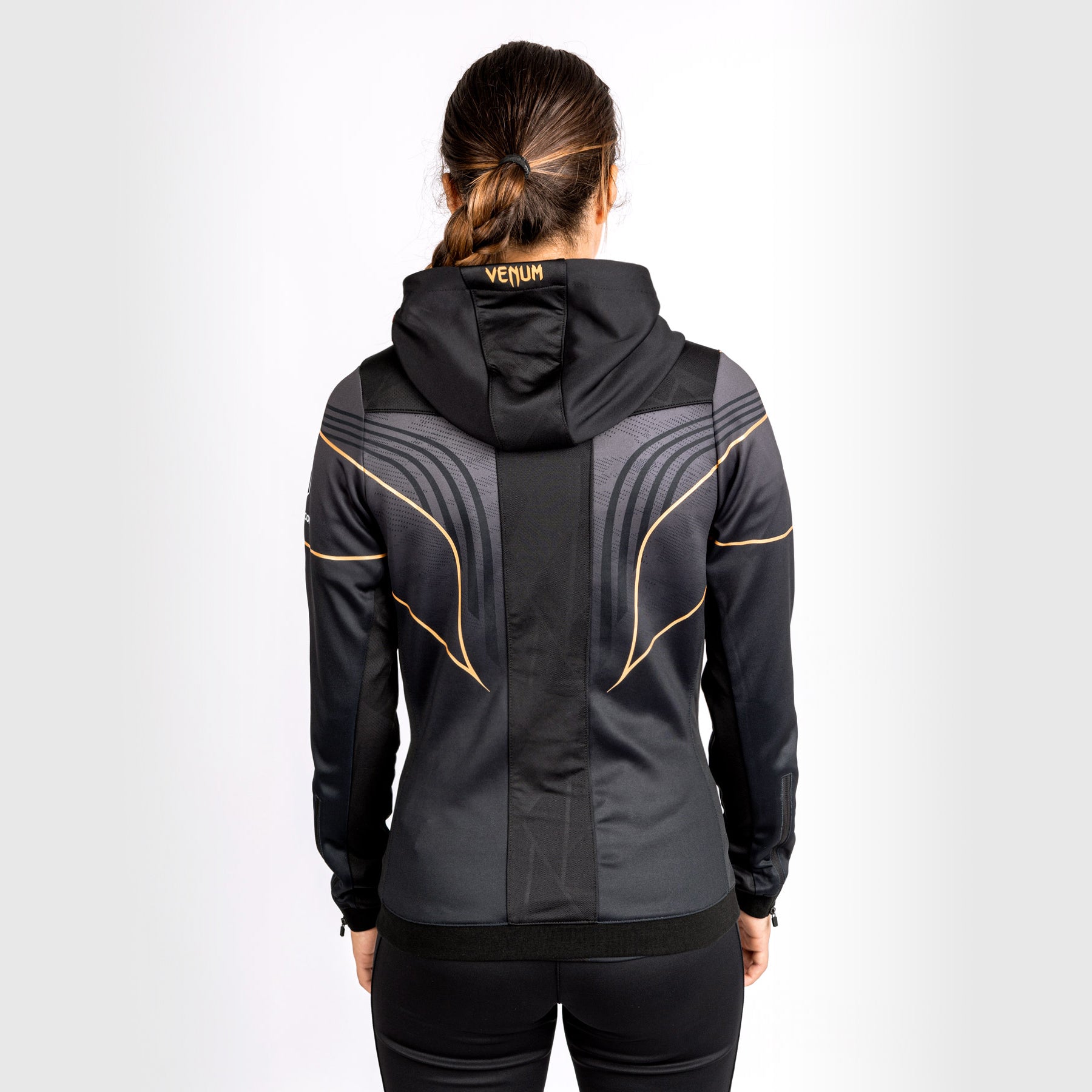 venum-ufc-authentic-fight-night-2-0-damen-walkout-hoodie-champion-schwarz-gold image 2