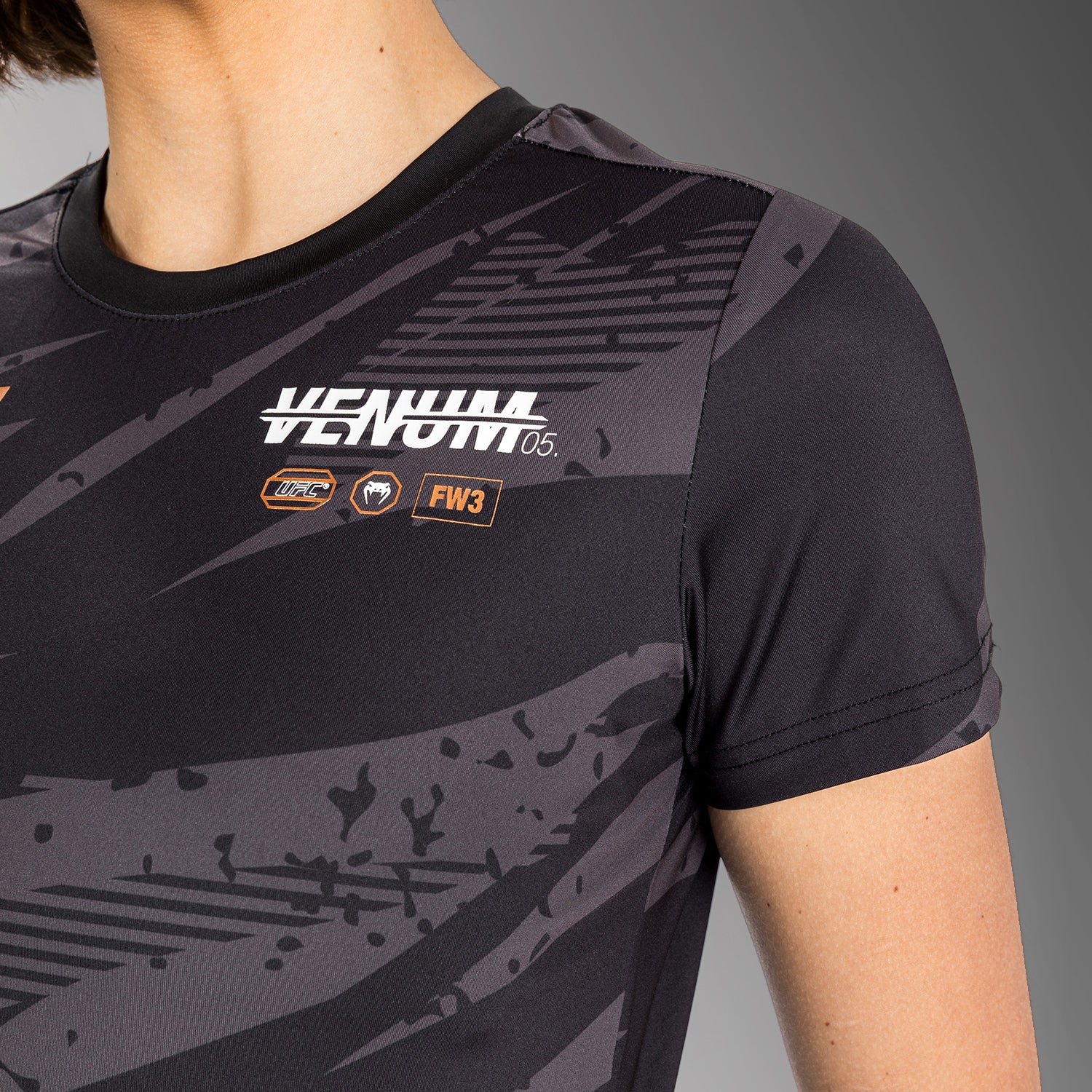 ufc-adrenaline-by-venum-fight-week-damen-dry-tech-t-shirt-urban-camo image 6