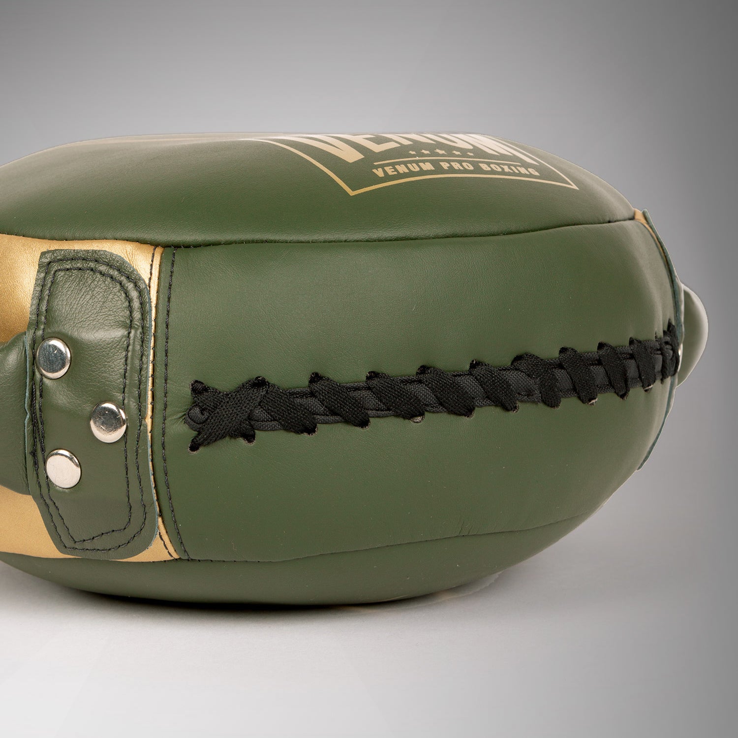 venum-pro-boxing-rundschlag-schild-pratze-khaki-gold image 7