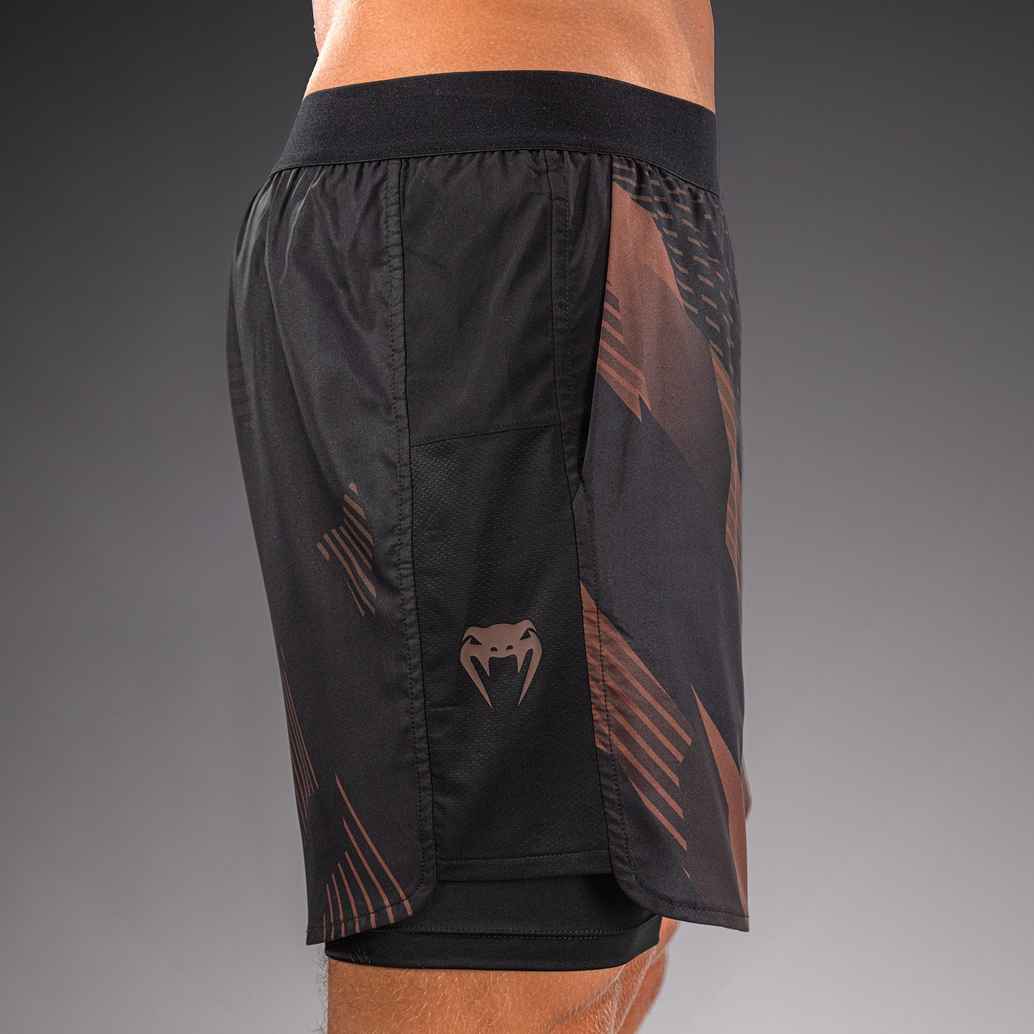 venum-no-gi-6-0-trainingsshorts-schwarz-braun-2-in-1-mma-bjj-shorts image 8