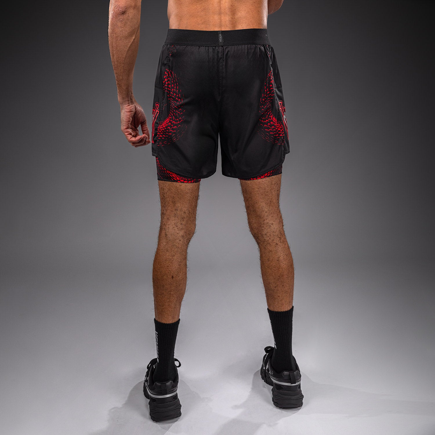 venum-matupa-trainingsshorts-schwarz-rot-silber image 4
