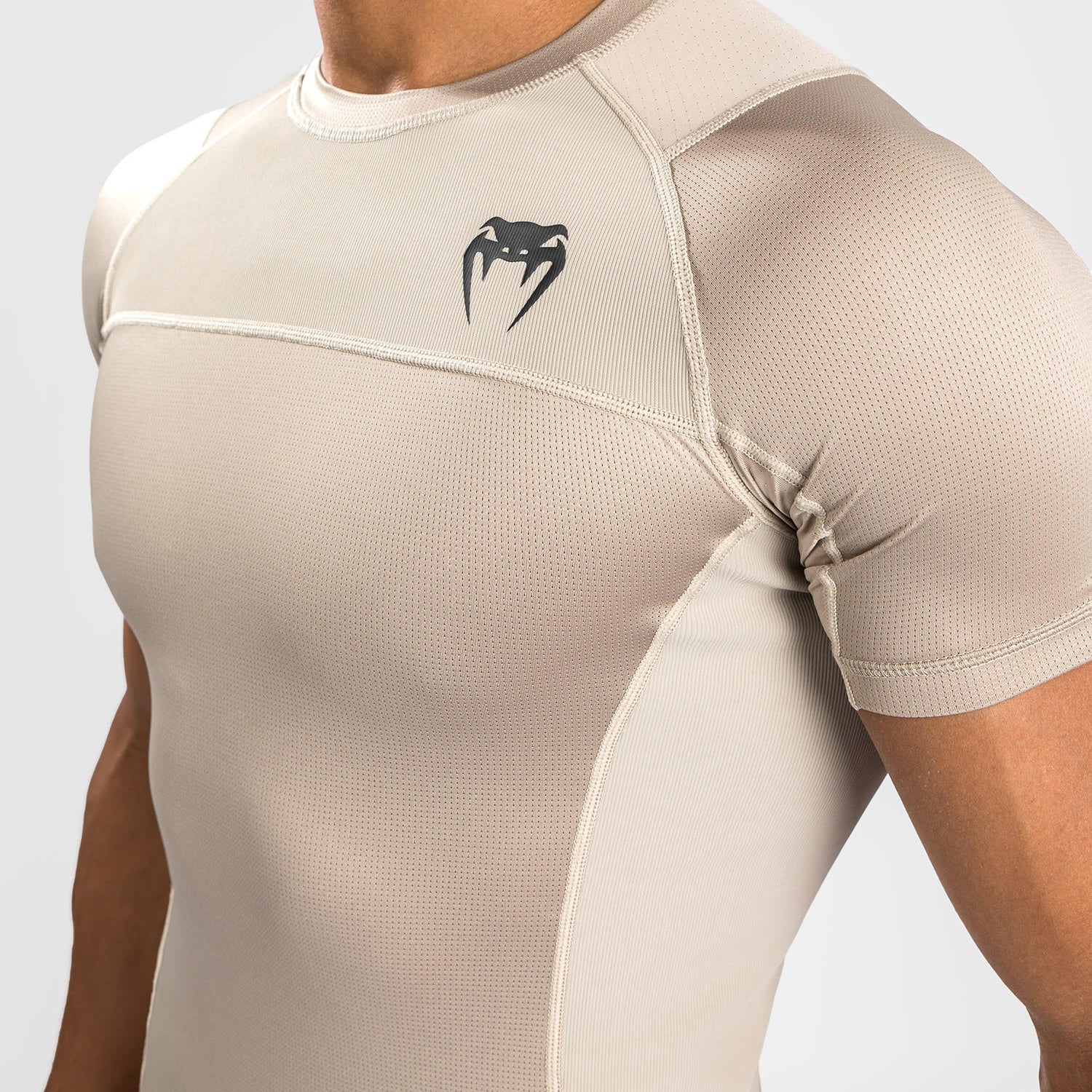 venum-g-fit-air-rashguard-kurzarm-herren-sand image 4