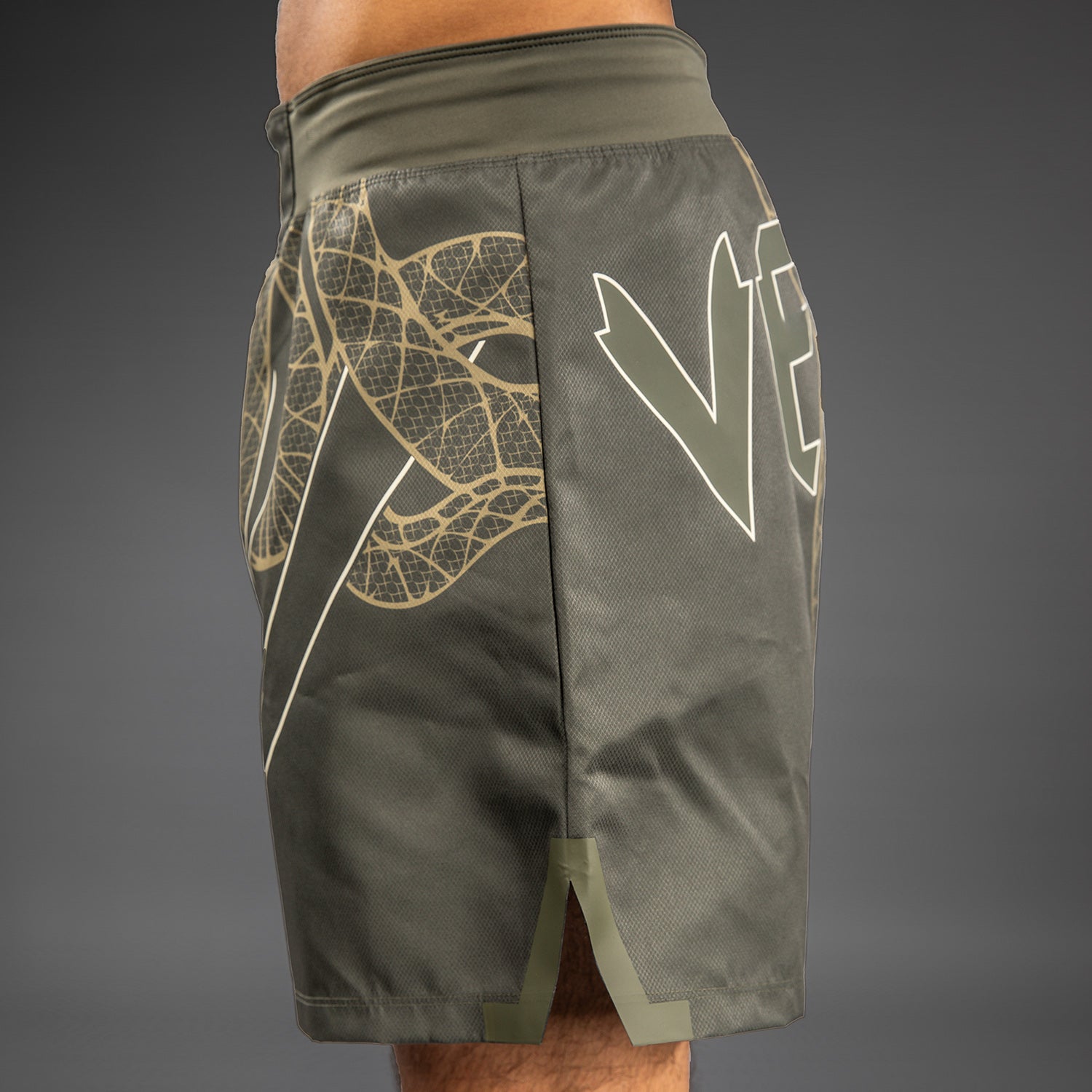 venum-serpenti-fight-shorts-herren-khaki-bronze-ivory image 5