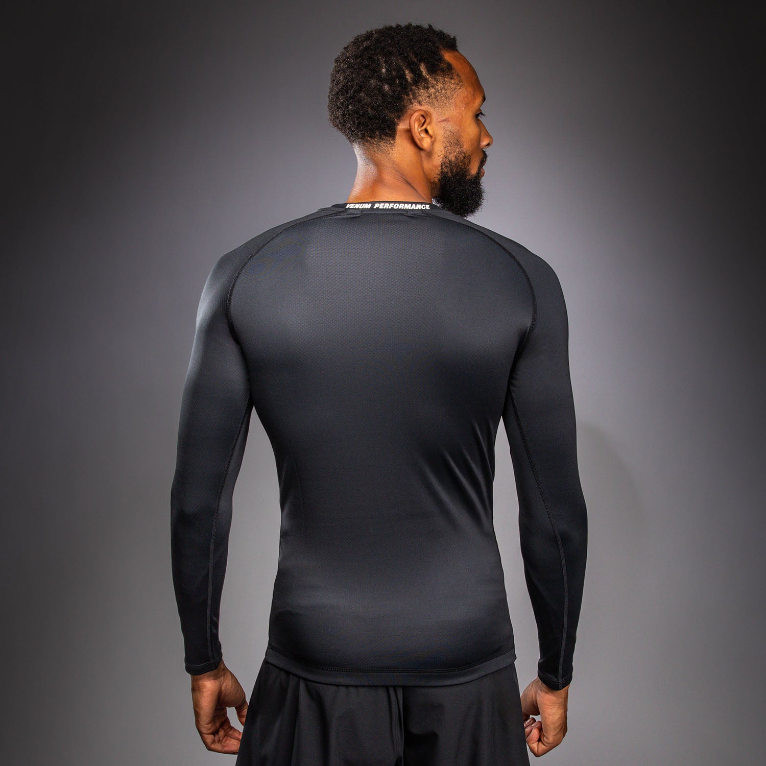 venum-edge-langarm-rashguard-schwarz-sand image 3