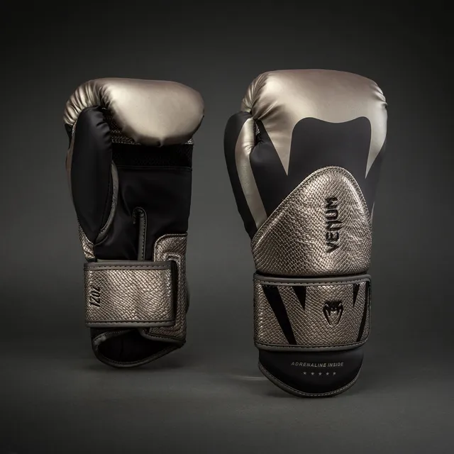 venum-challenger-4-0-scales-boxhandschuhe-silber-schwarz image 1