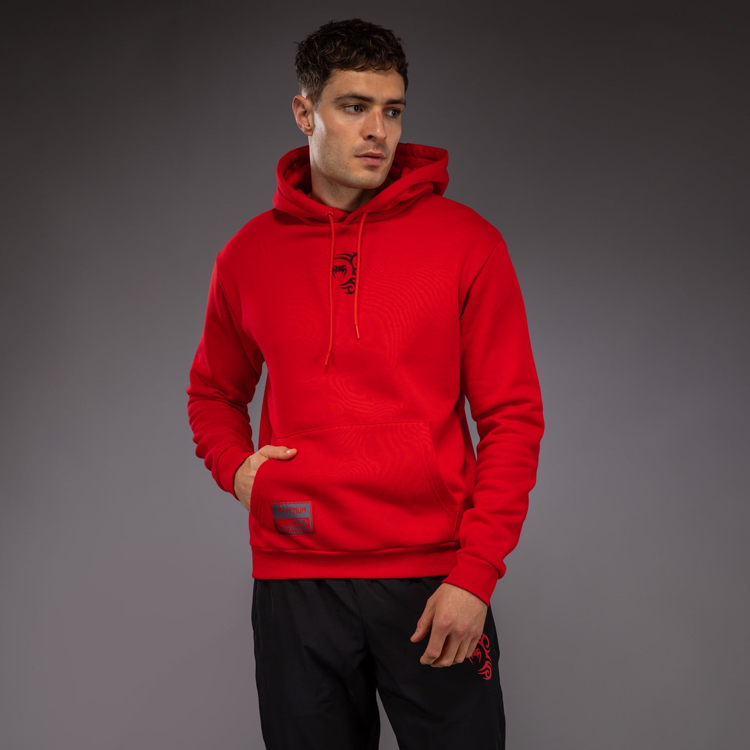 venum-x-mike-tyson-tiger-hoodie-intensivrot-tiefschwarz image 3