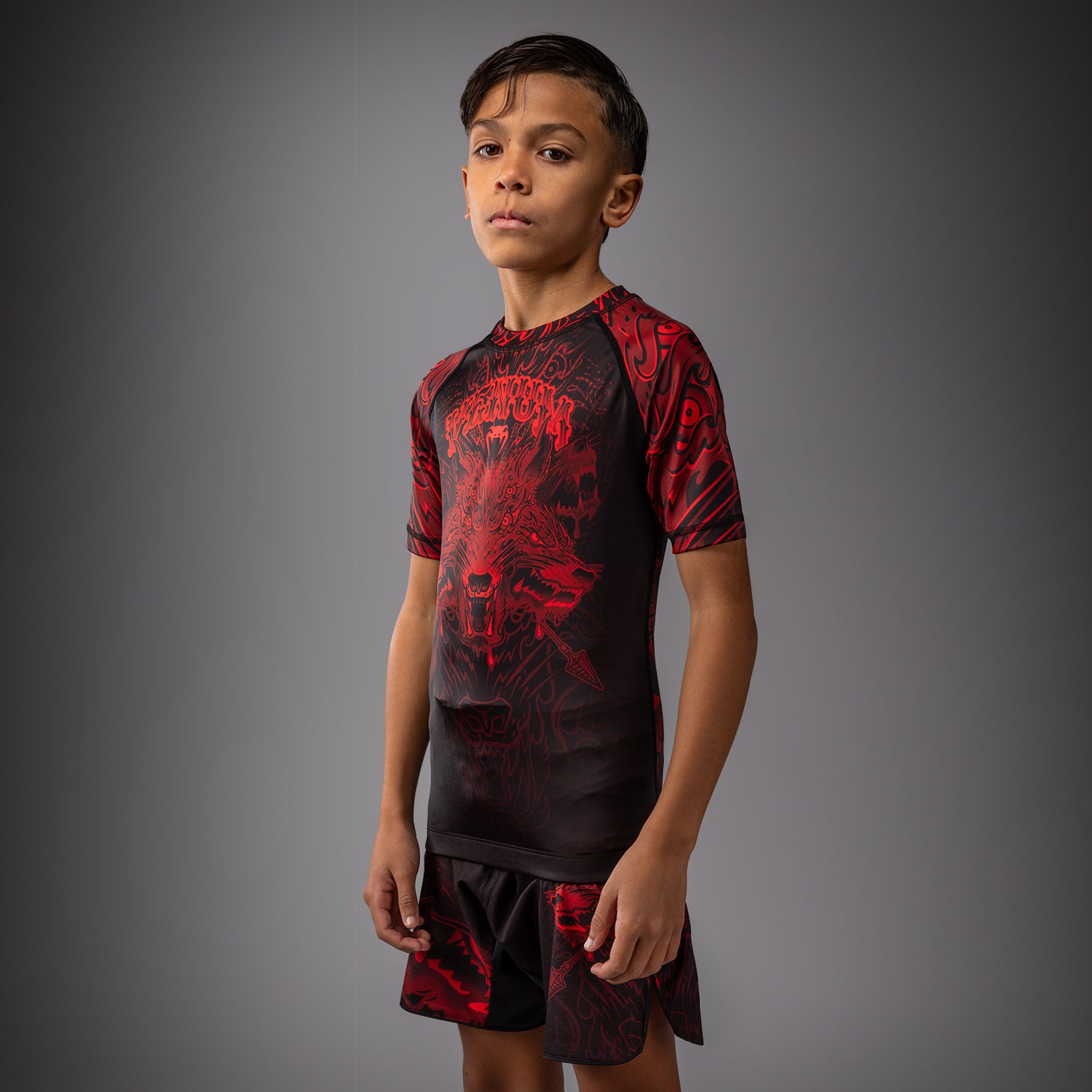venum-wolf-atak-kinder-kurzarm-rashguard-schwarz-rot image 2