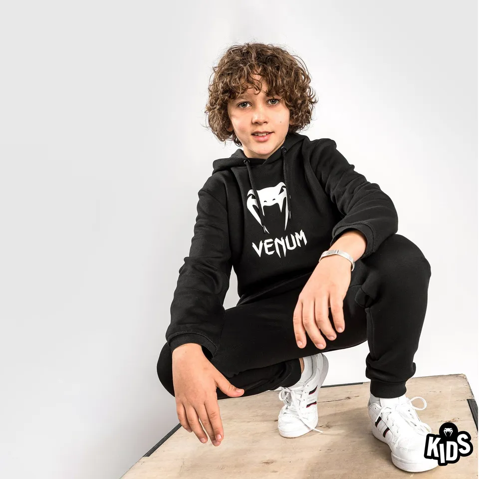 venum-classic-kapuzenpullover-kinder-schwarz image 1