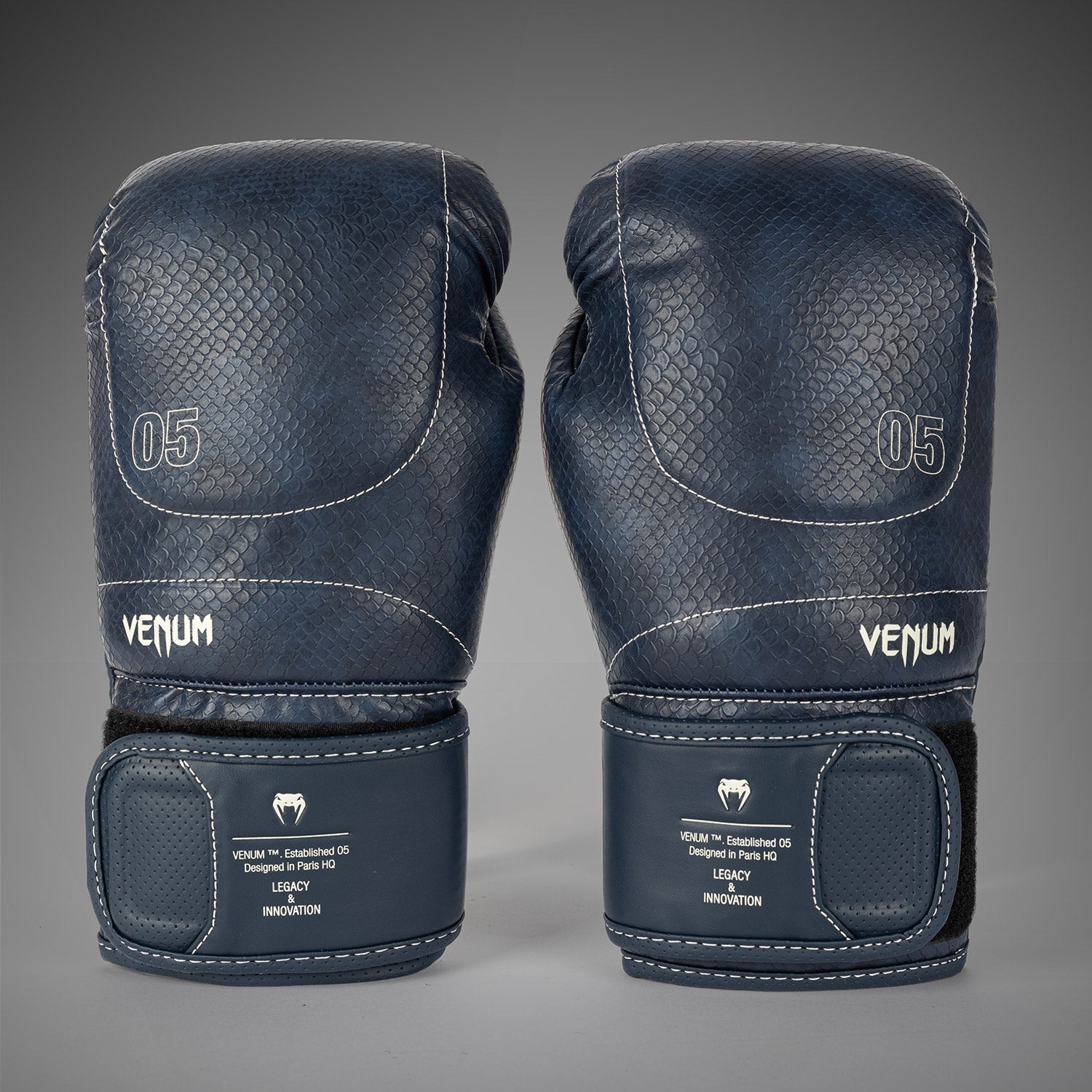 venum-impact-evo-scales-boxhandschuhe-mitternachtsblau image 3