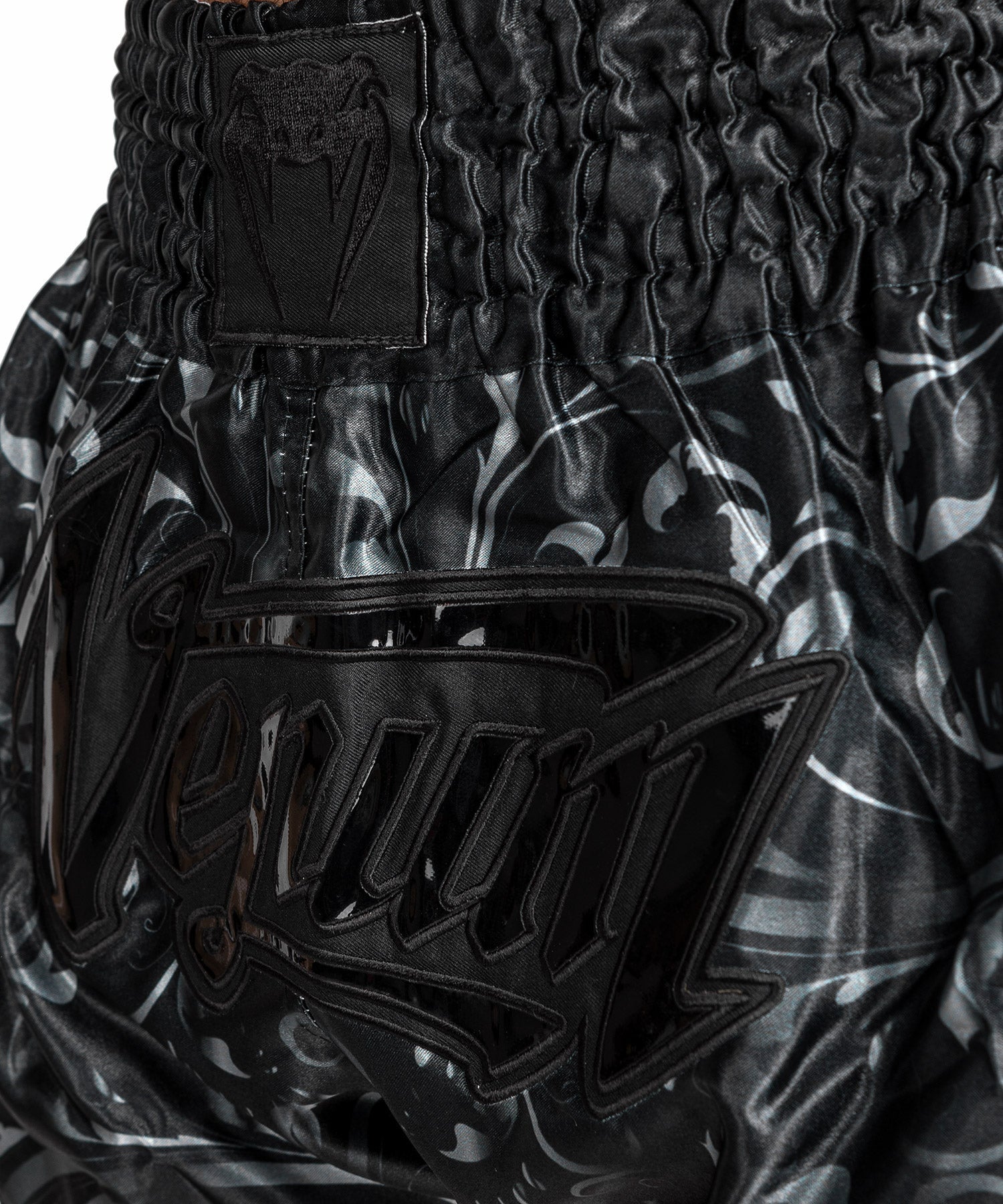 venum-muay-thai-shorts-absolute-2-0-schwarz-schwarz image 5