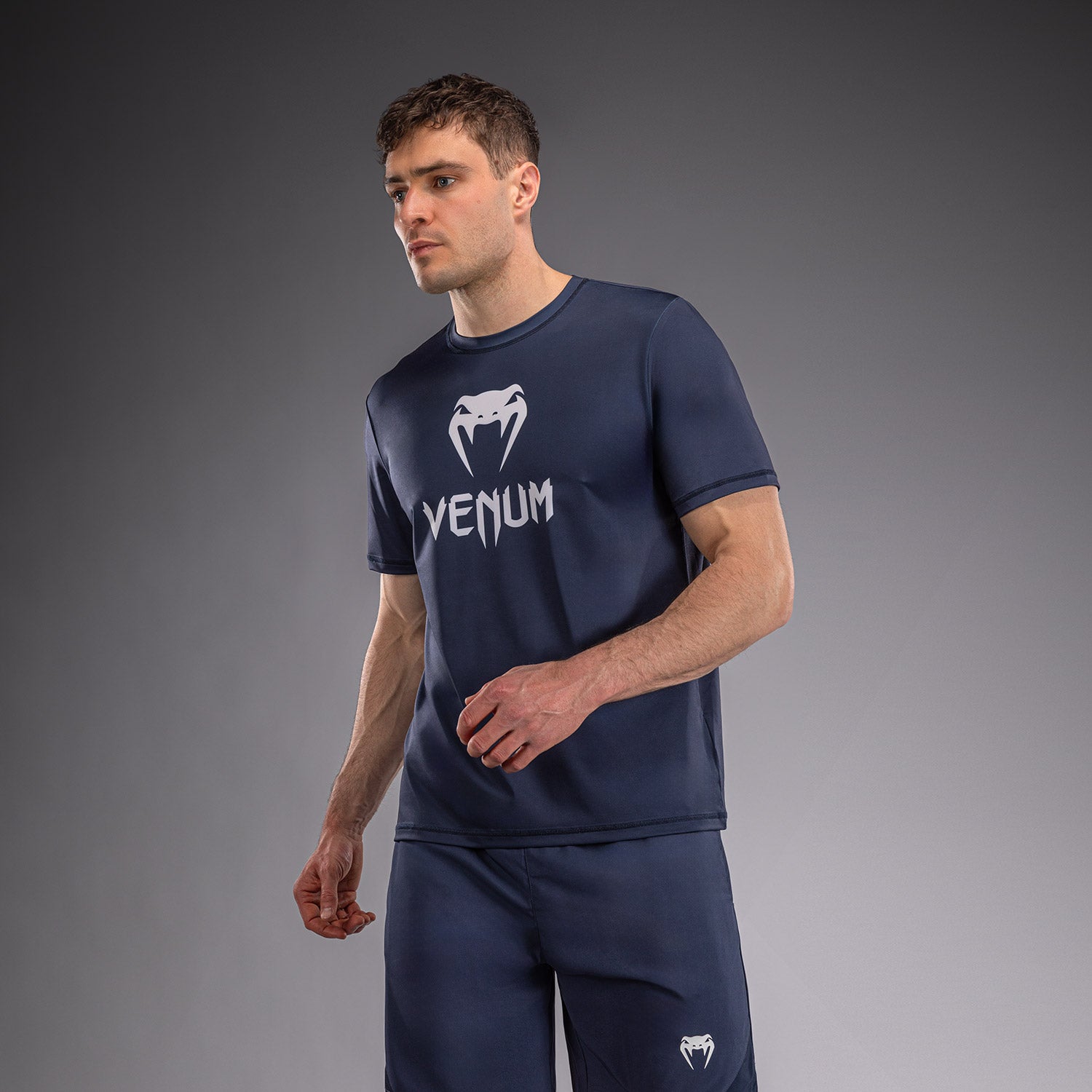 venum-classic-dry-tech-t-shirt-marineblau-wei-herren image 3