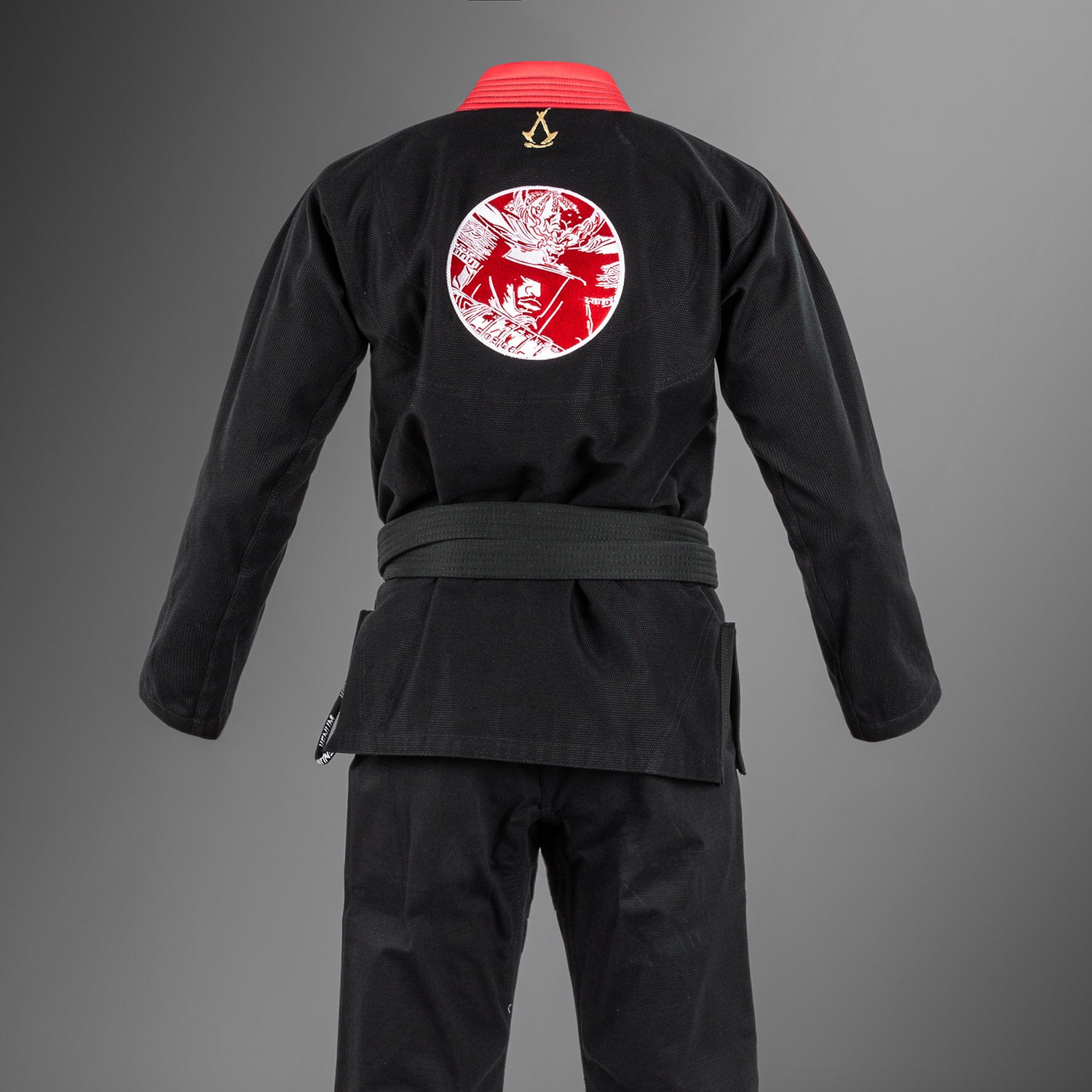 venum-x-assassin-s-creed-shadows-bjj-gi-burgund-schwarz-damen-herren image 4