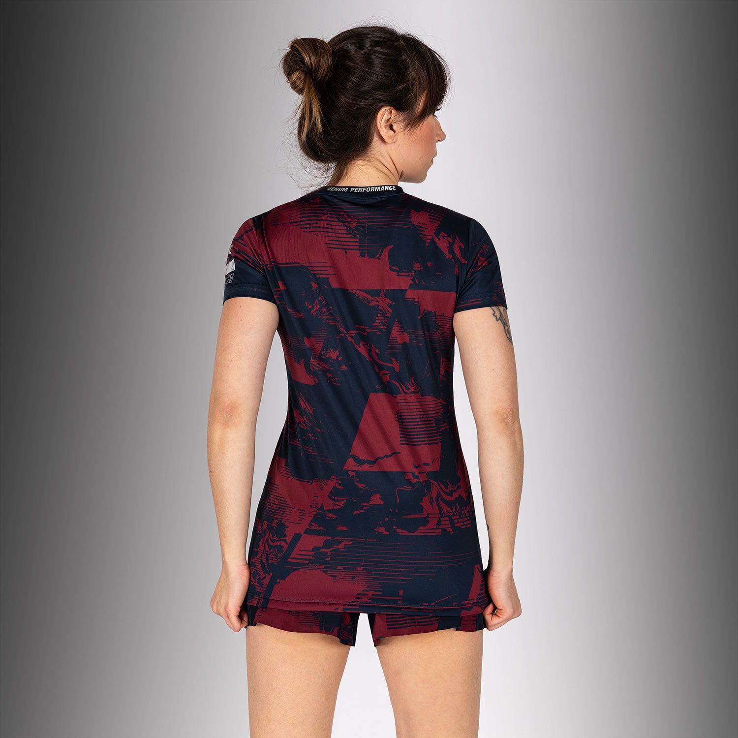 ufc-zenith-by-venum-authentic-fight-week-t-shirt-damen-marineblau-burgunderrot-s image 4