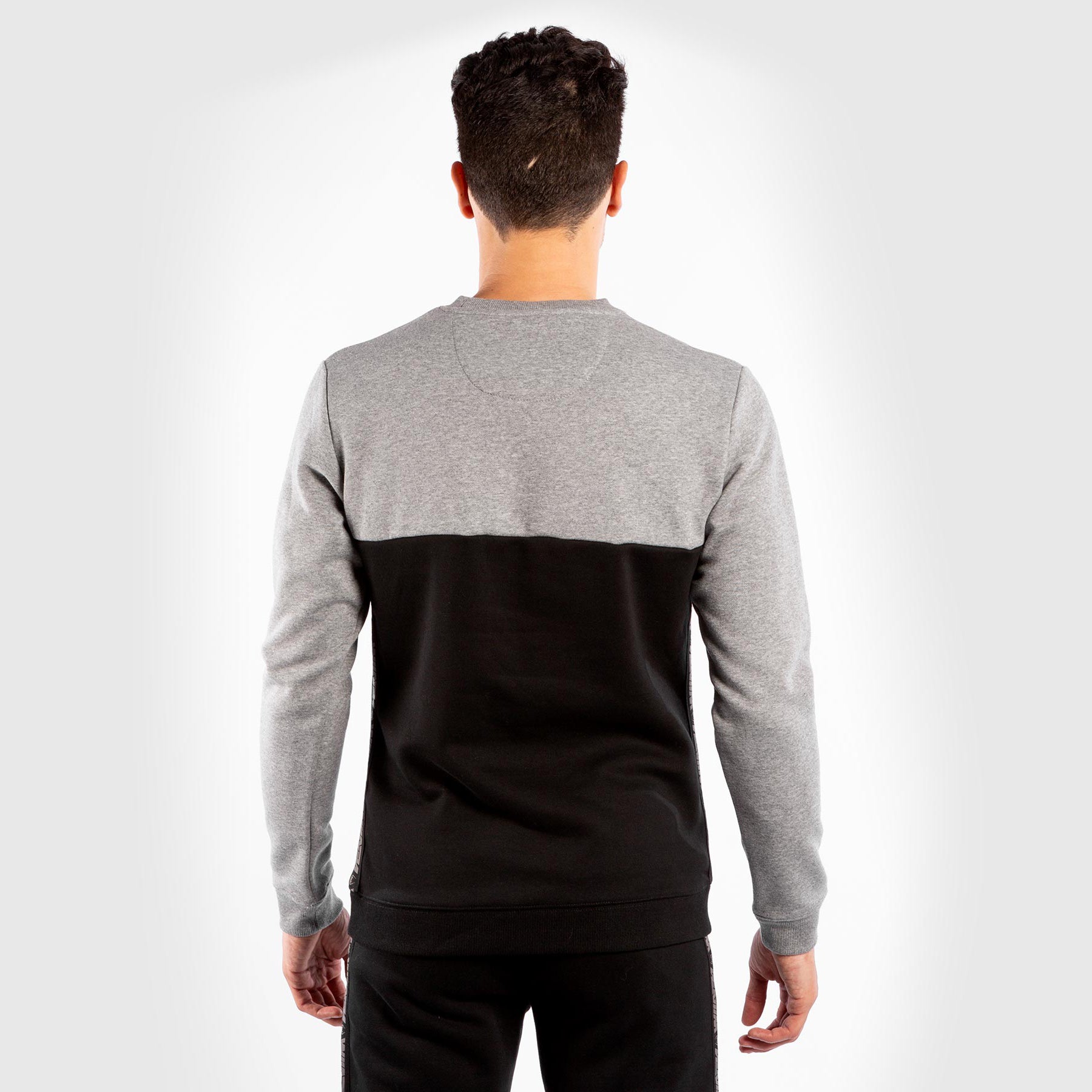 venum-rafter-sweatshirt-grau-meliert image 2