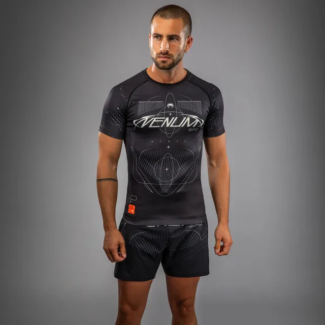 venum-eclipse-kurzarm-rashguard-schwarz-elfenbein image 1