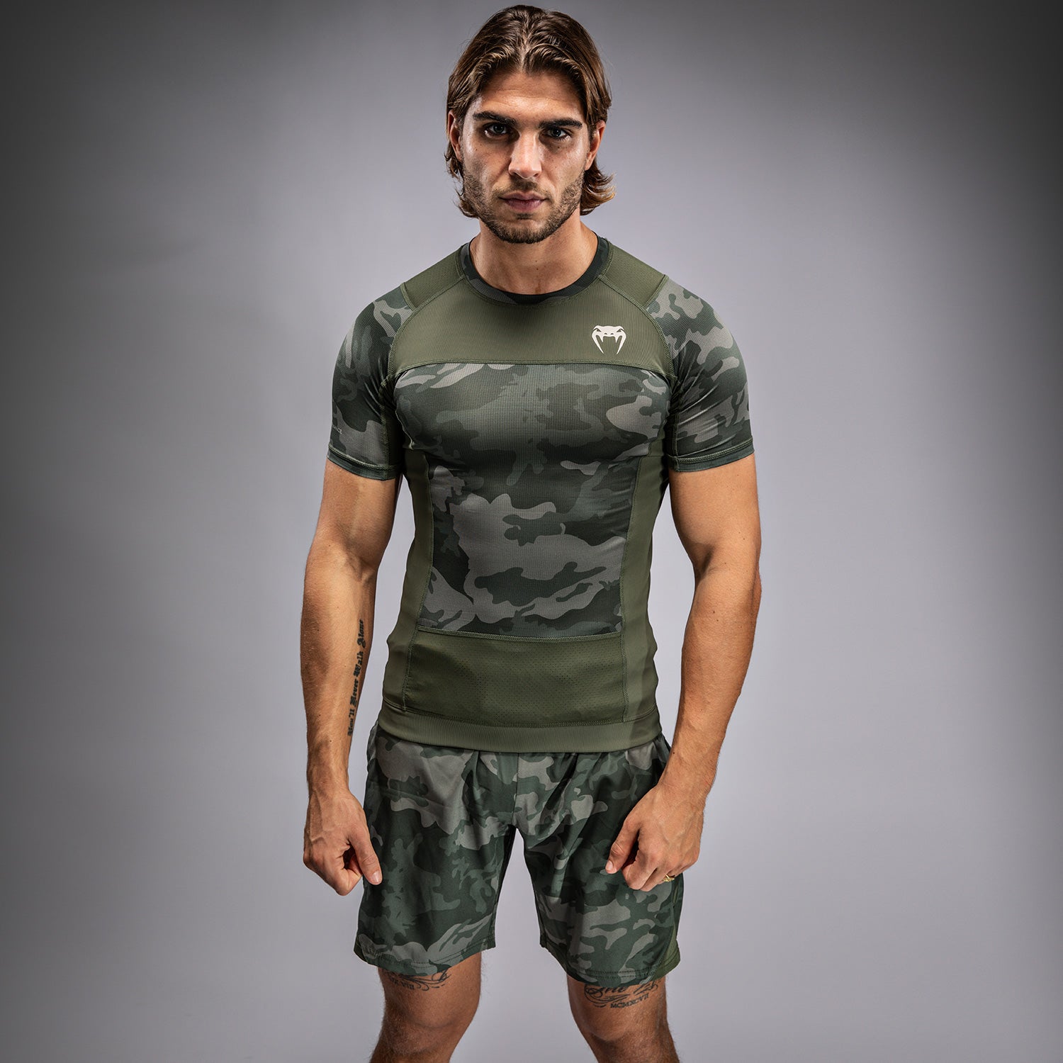 venum-g-fit-air-herren-kurzarm-rashguard-armee-tarnmuster image 5