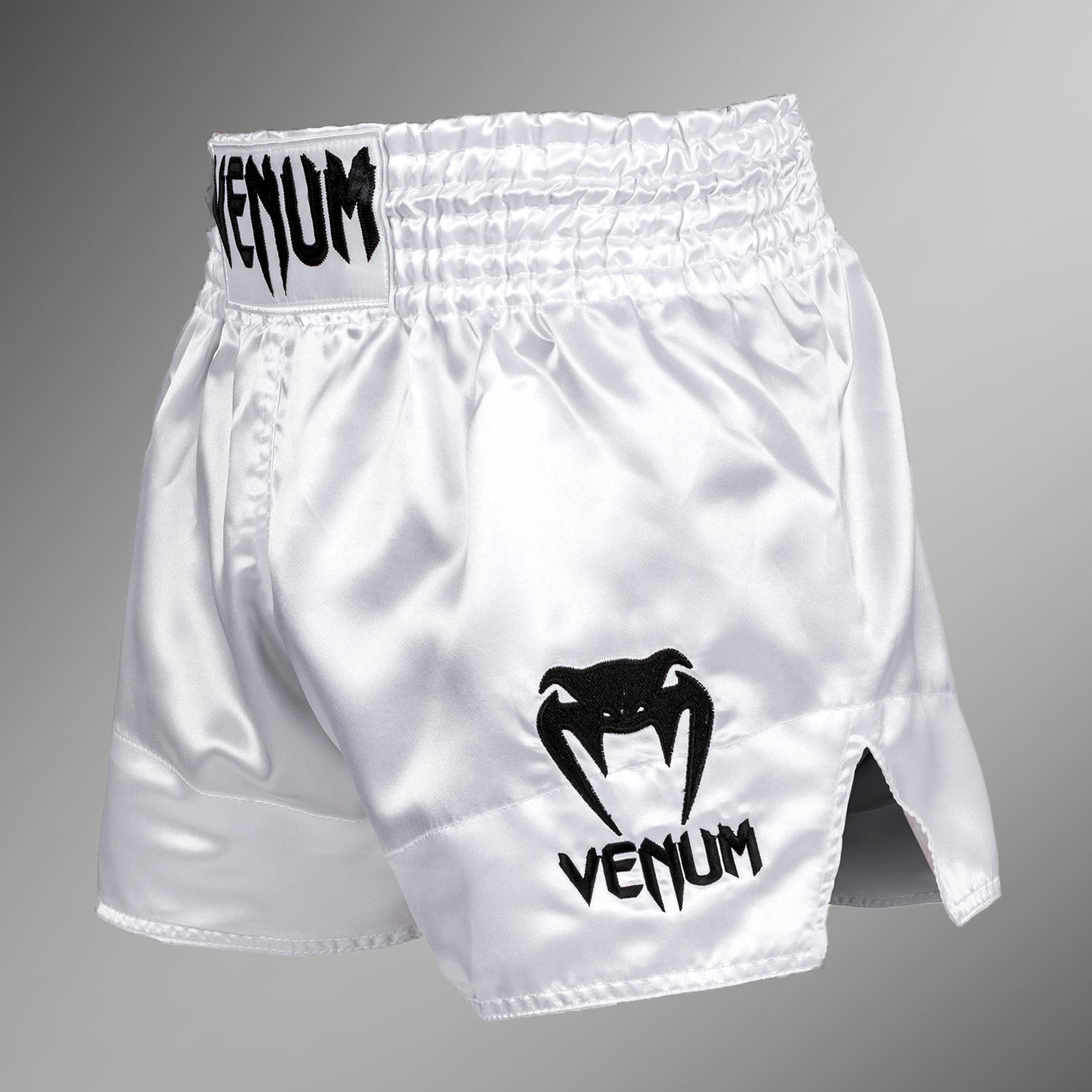 venum-classic-muay-thai-shorts-wei-schwarz image 2