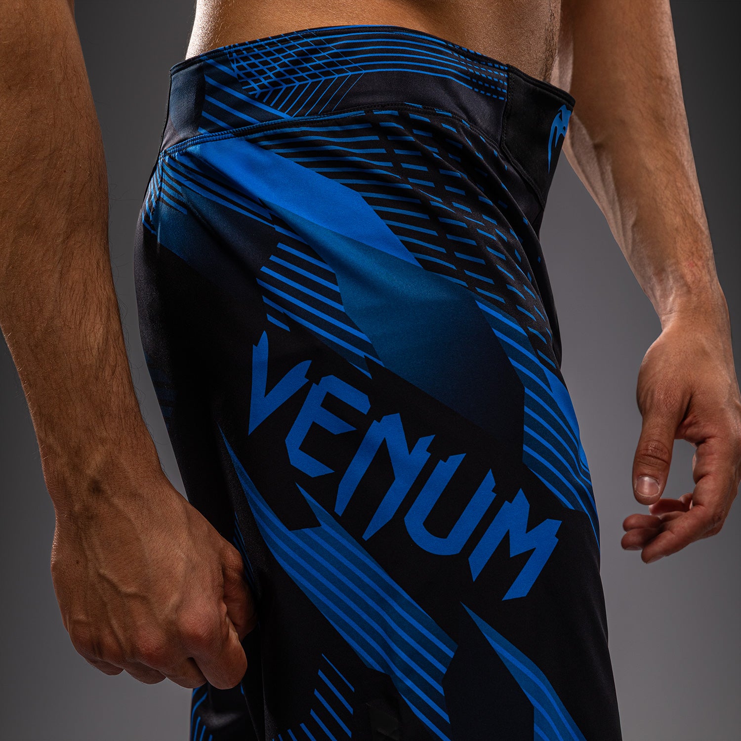 venum-no-gi-6-0-fightshorts-schwarz-blau image 6