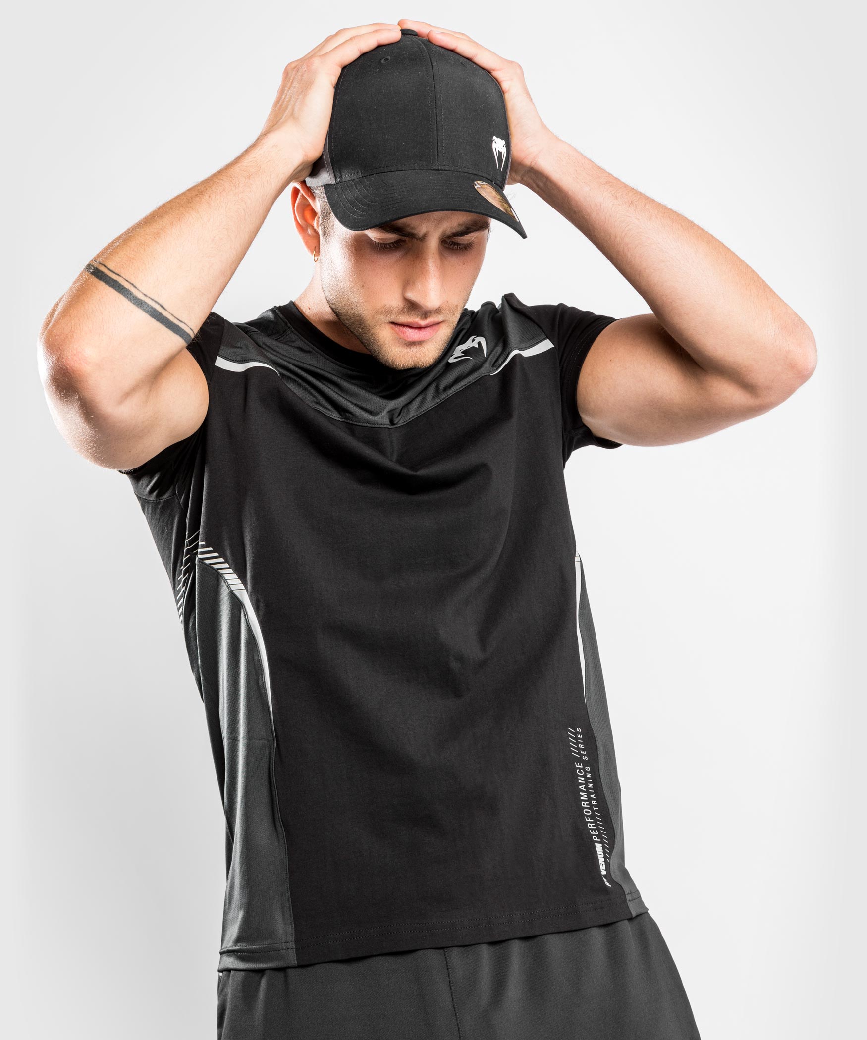 venum-tempest-2-0-t-shirt-schwarz-grau image 4